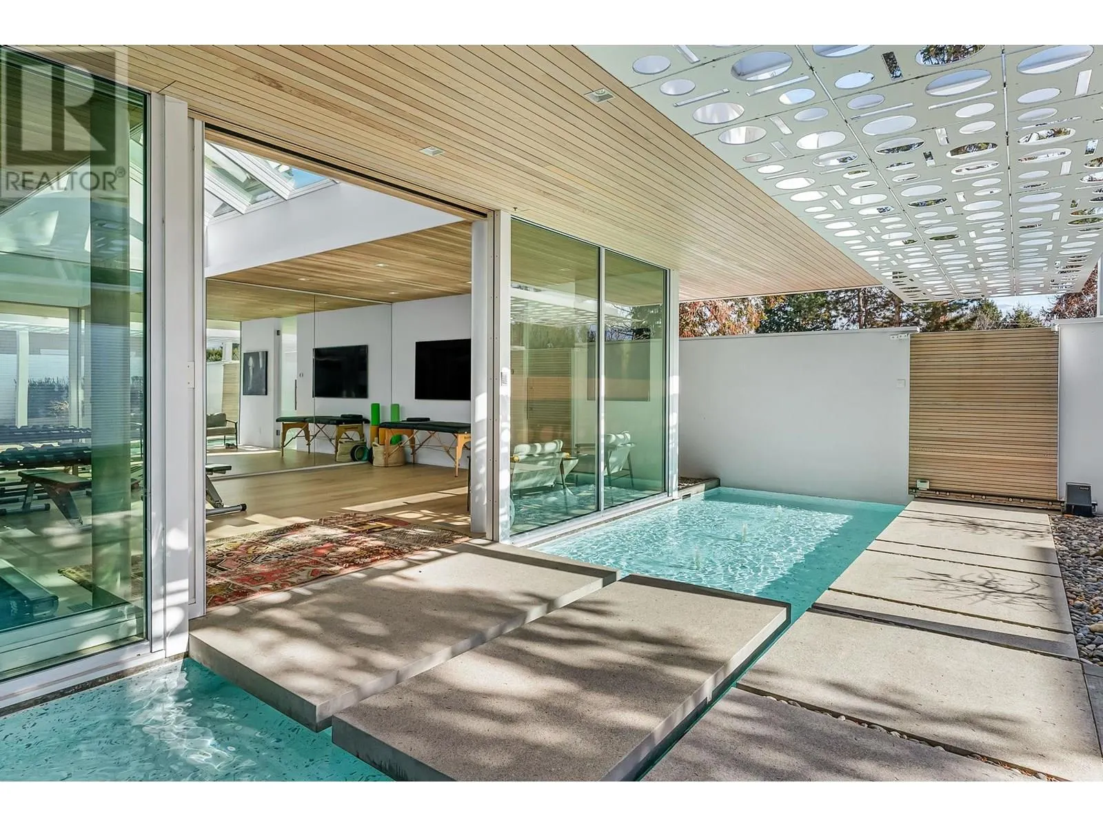 4110 Lakeshore Road