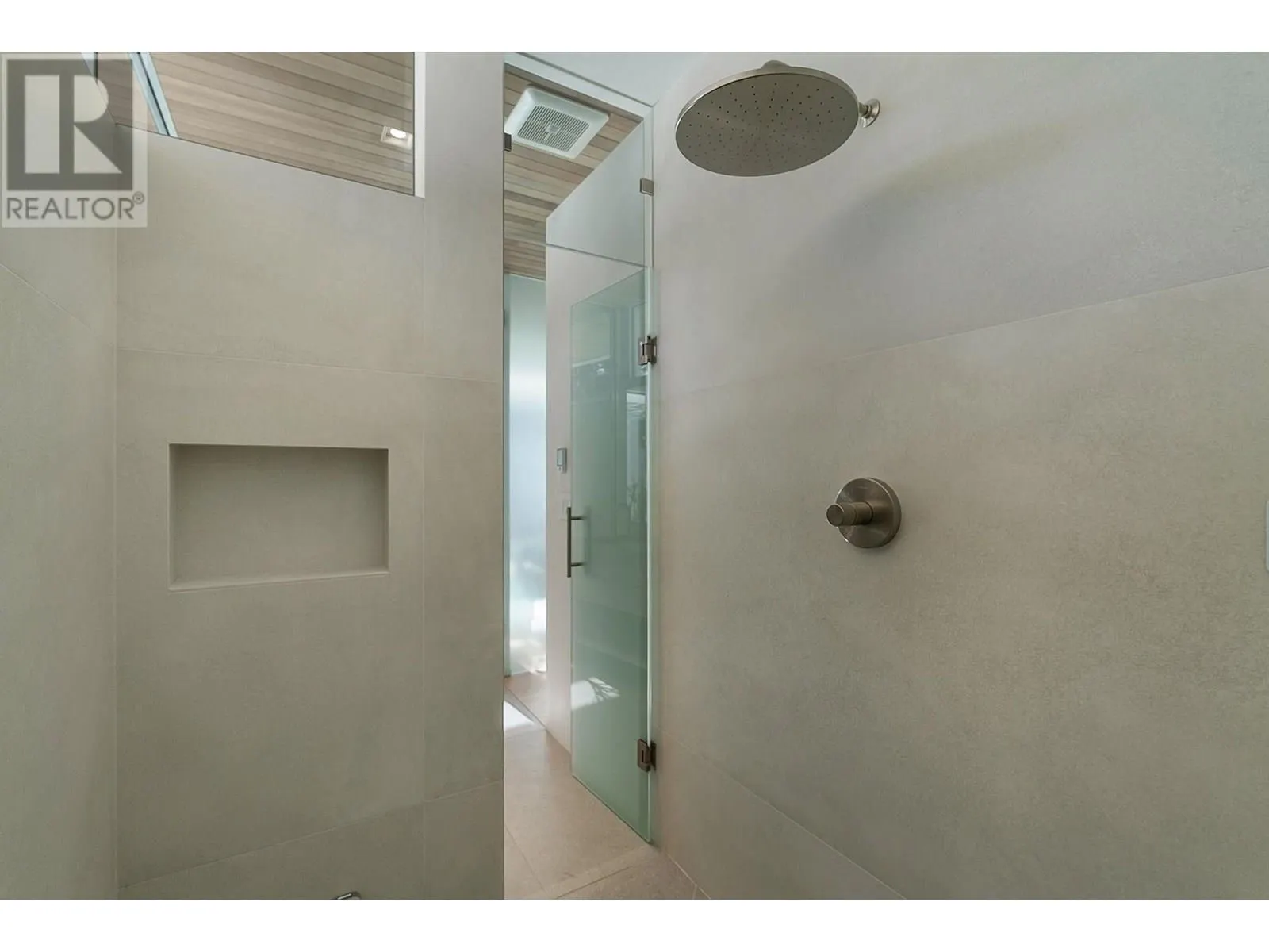 4110 Lakeshore Road