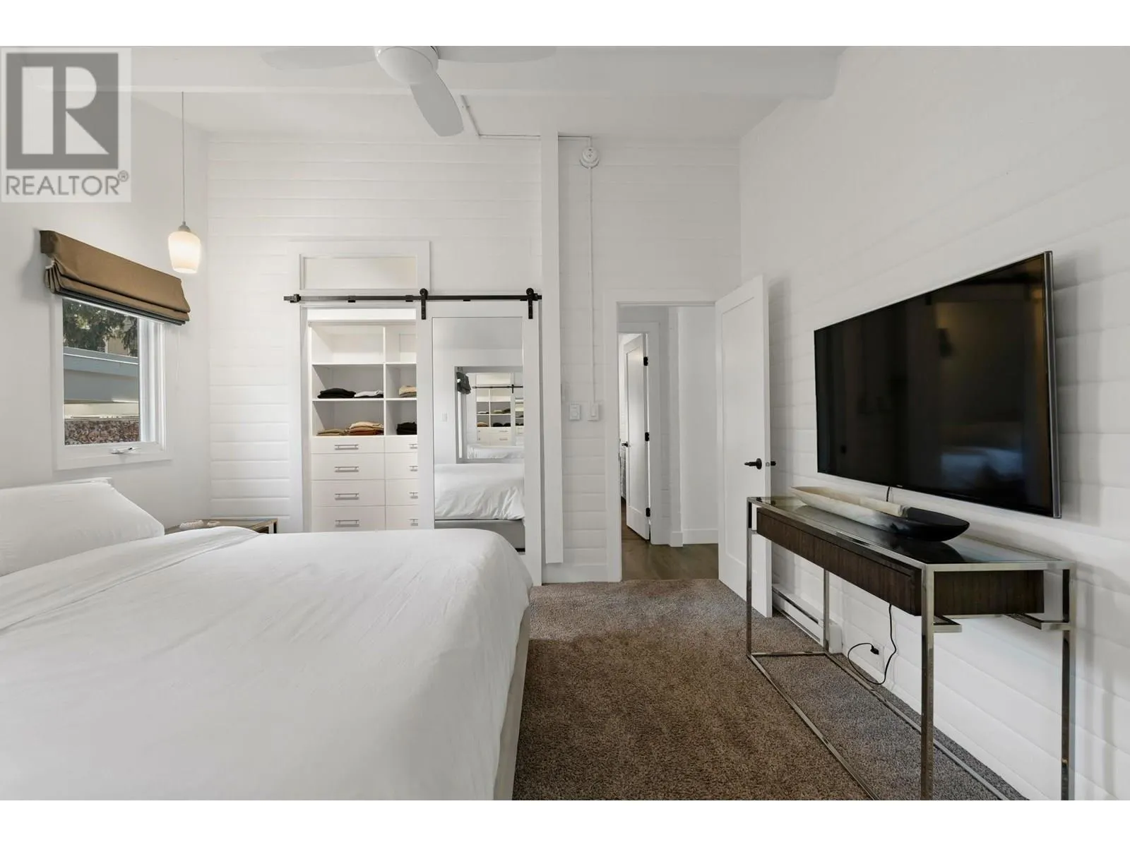 4110 Lakeshore Road