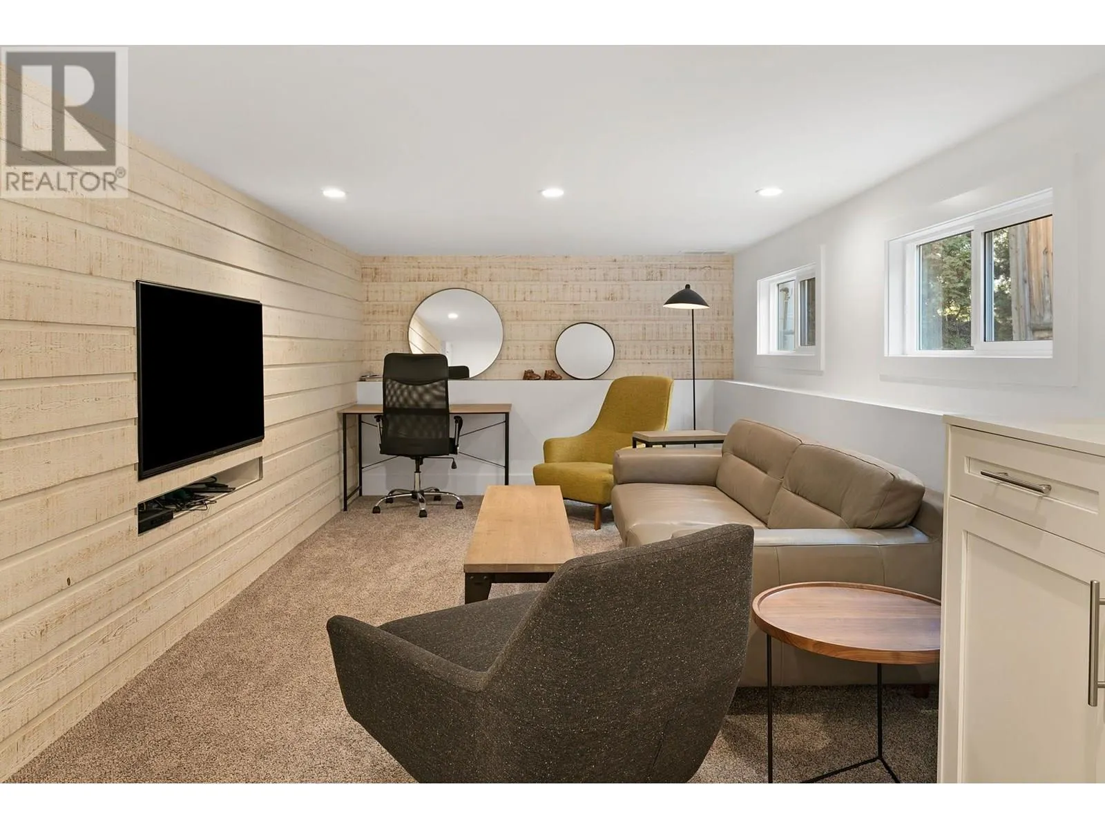 4110 Lakeshore Road