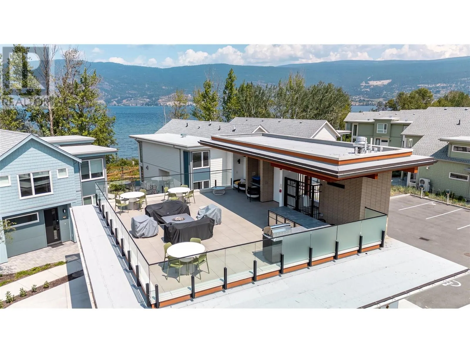 3000 Landry Crescent