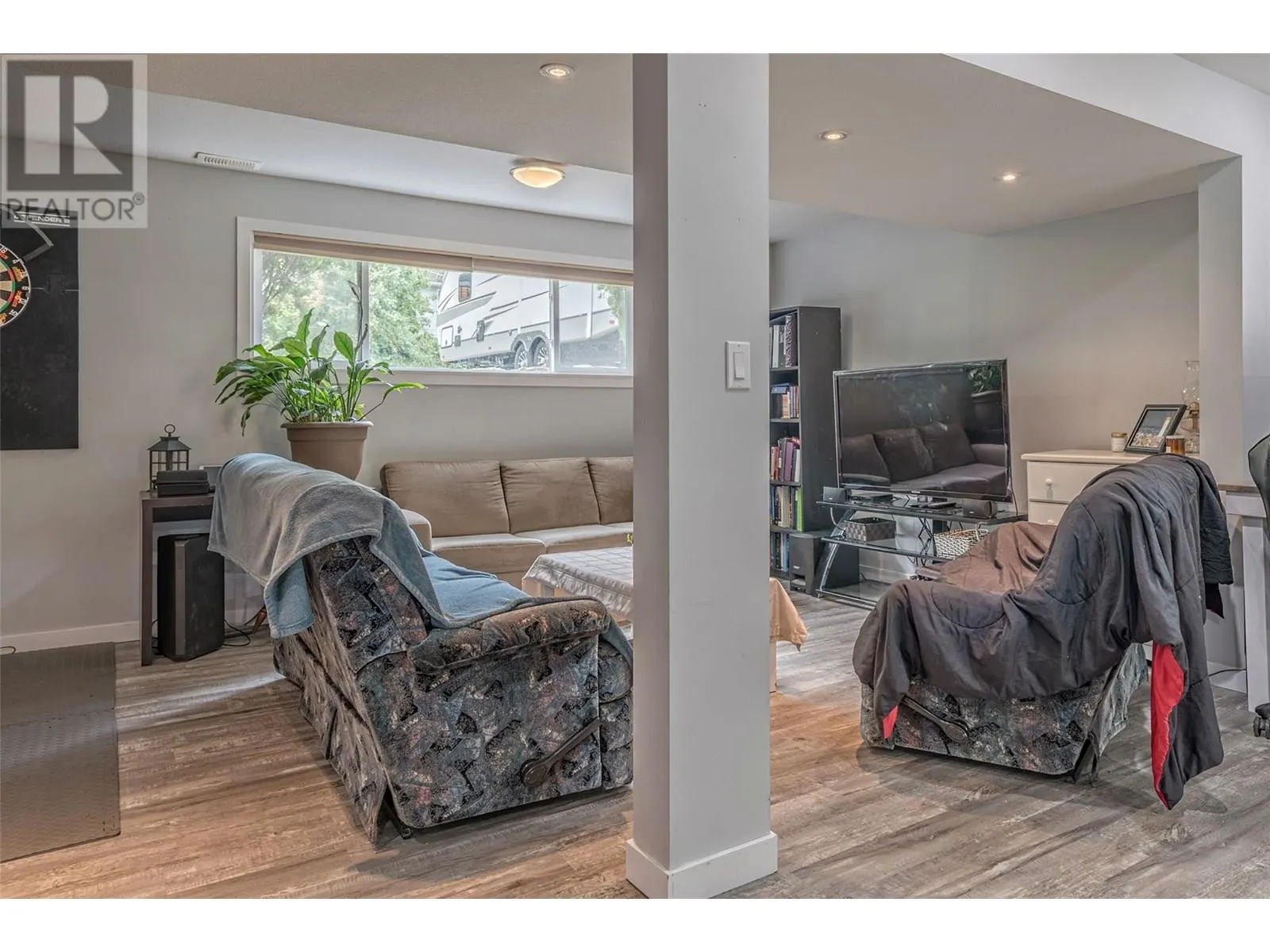 3286 Upper McLeod Road