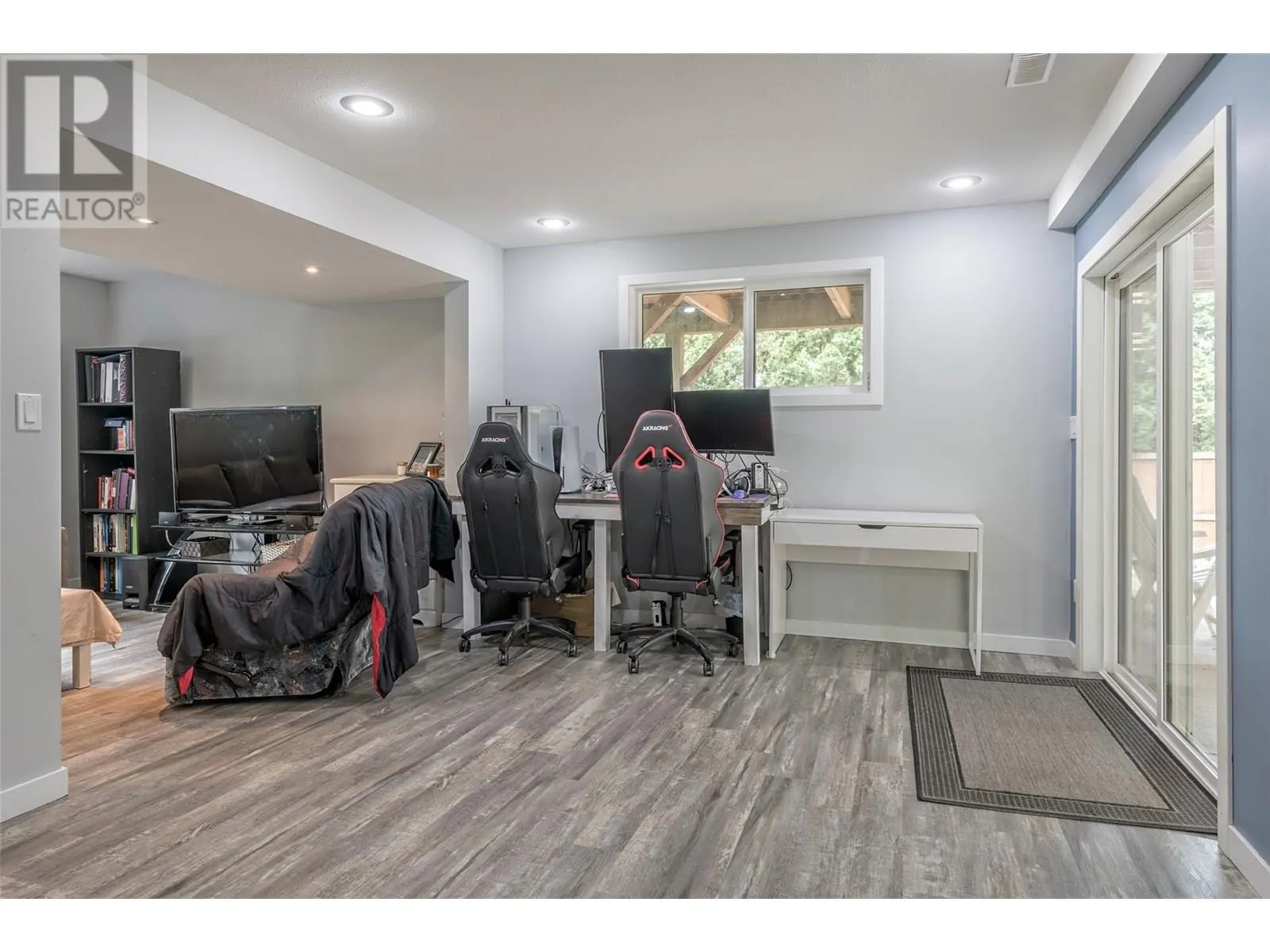 3286 Upper McLeod Road