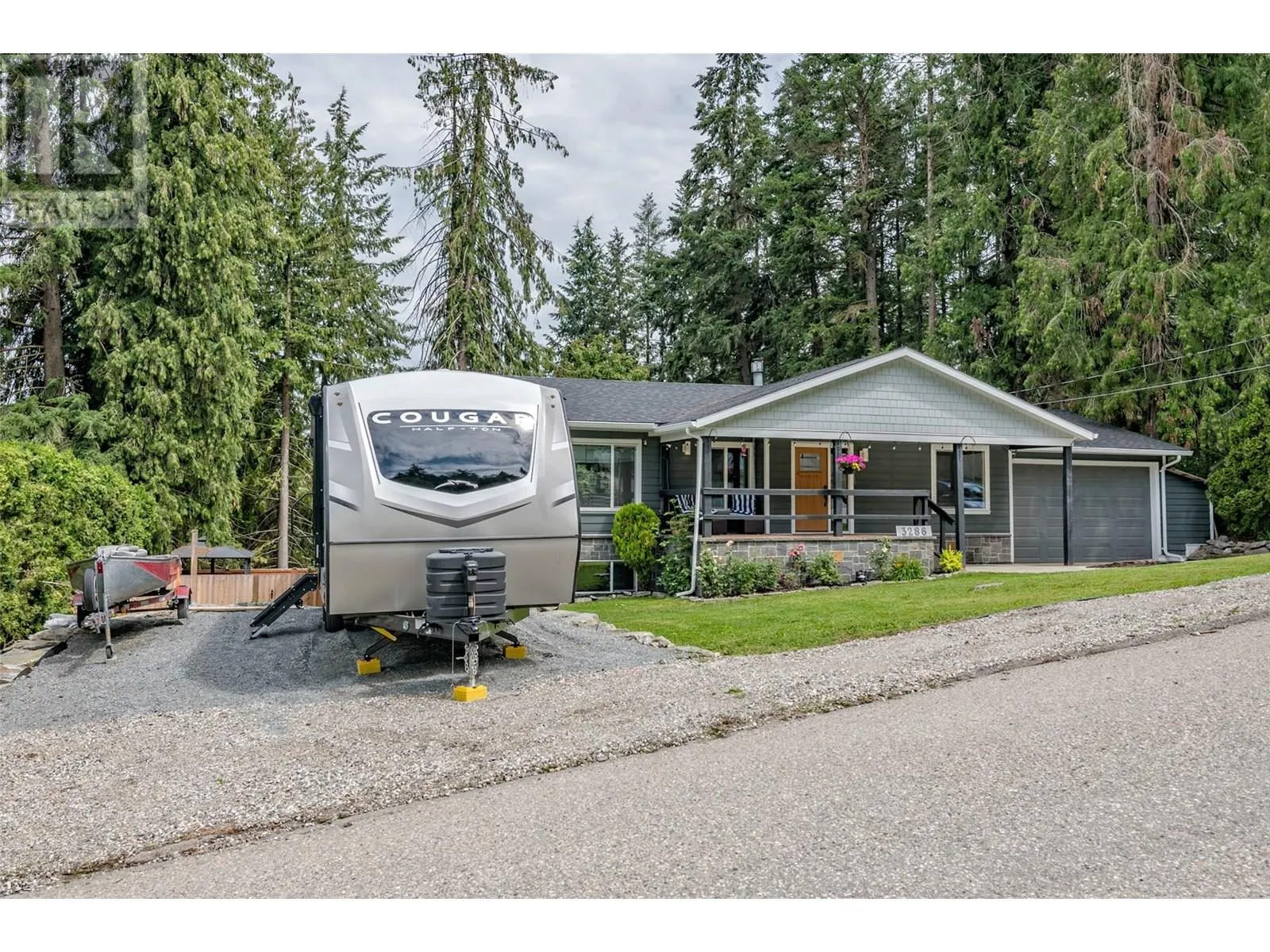 3286 Upper McLeod Road