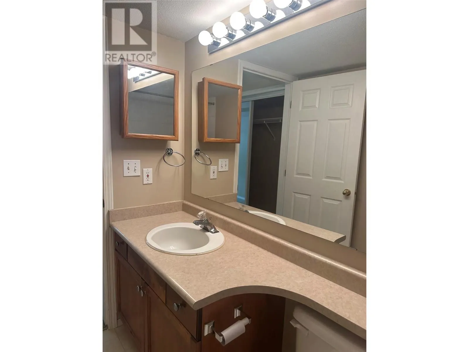 640 3rd Street Street Unit# 108