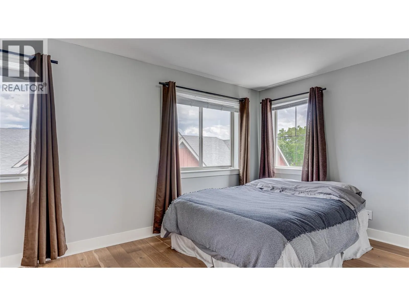 4724 Heritage Drive Unit# 1