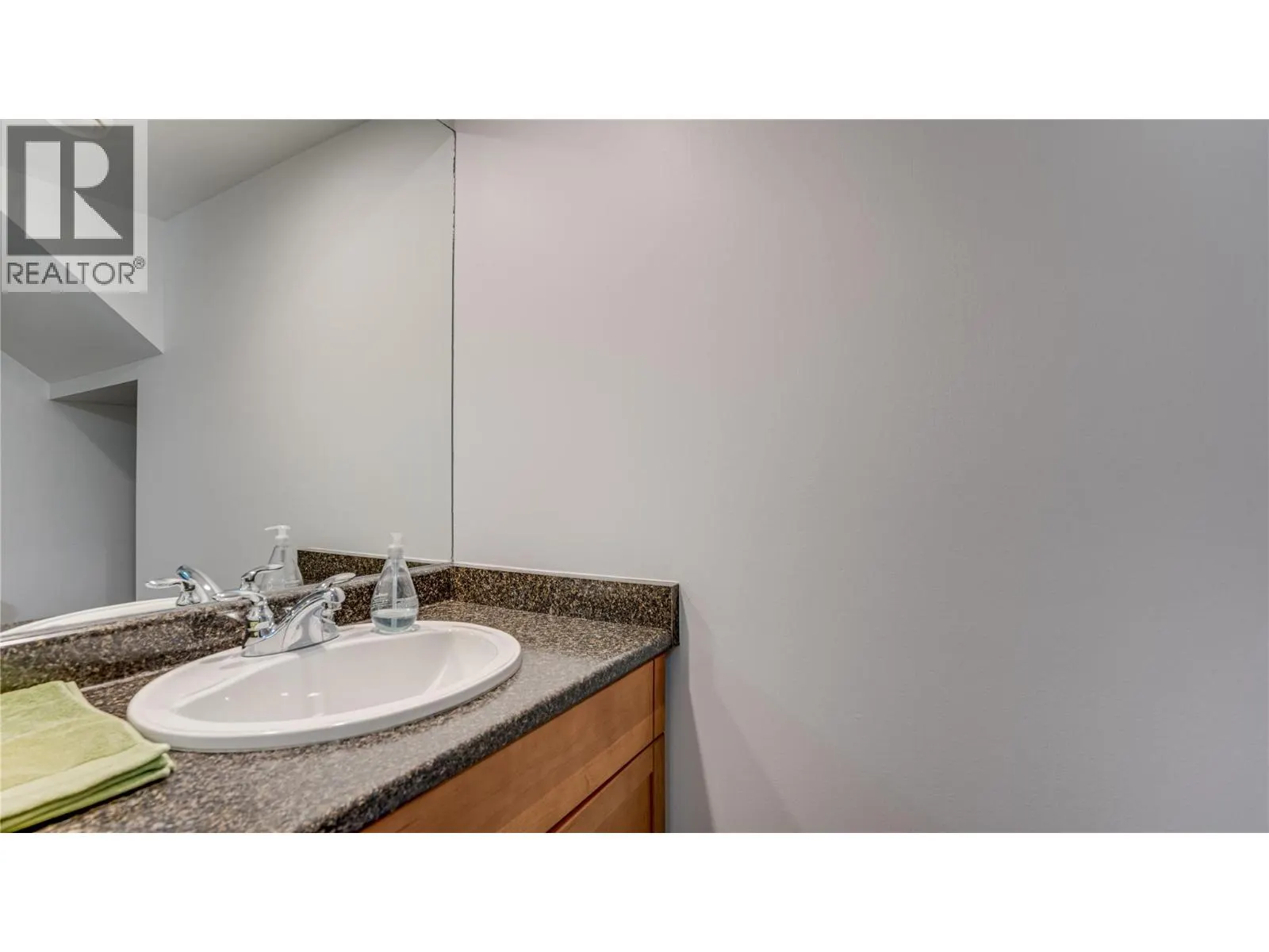 4724 Heritage Drive Unit# 1