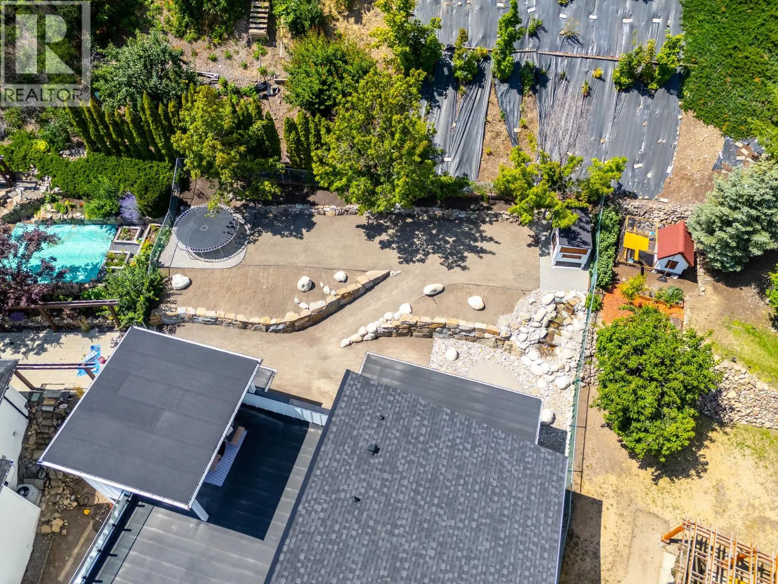 2255 Shannon Woods Crescent