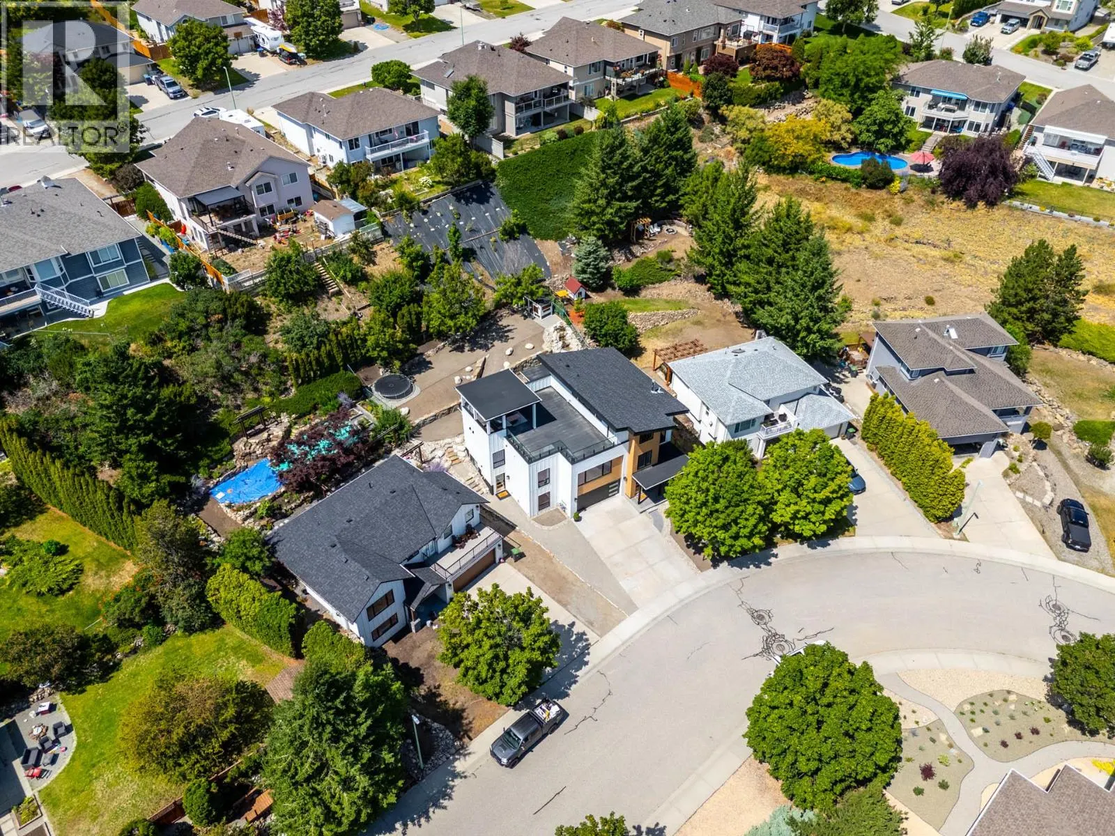 2255 Shannon Woods Crescent