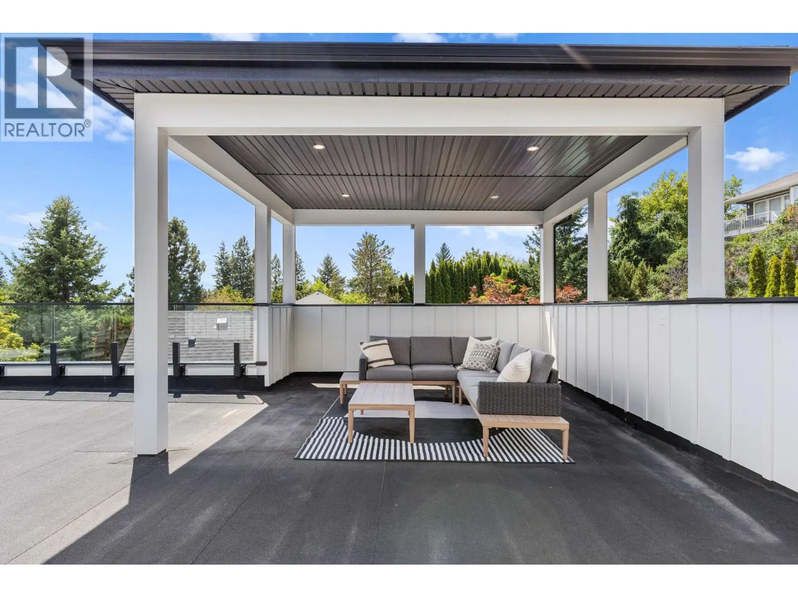 2255 Shannon Woods Crescent