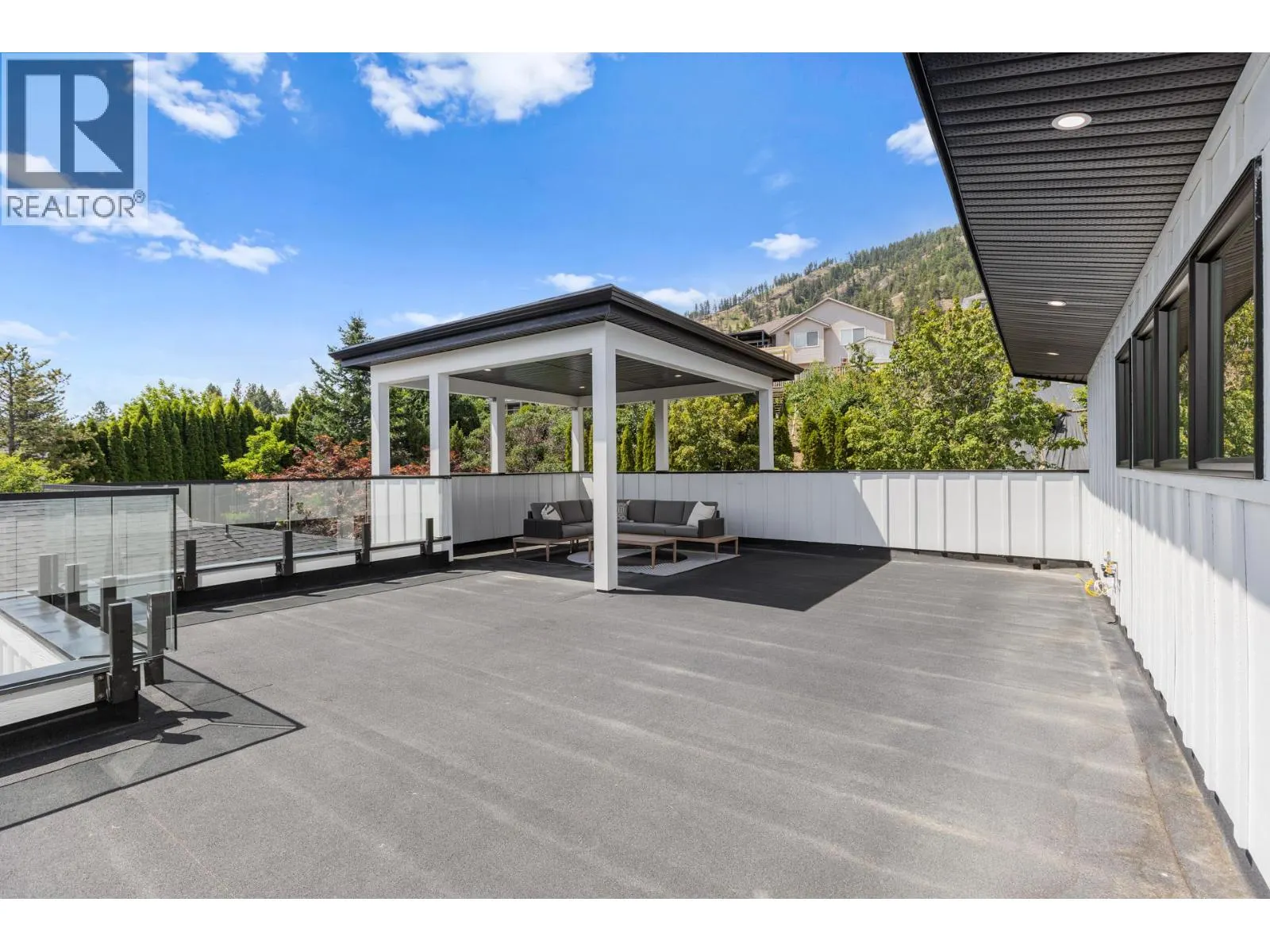2255 Shannon Woods Crescent
