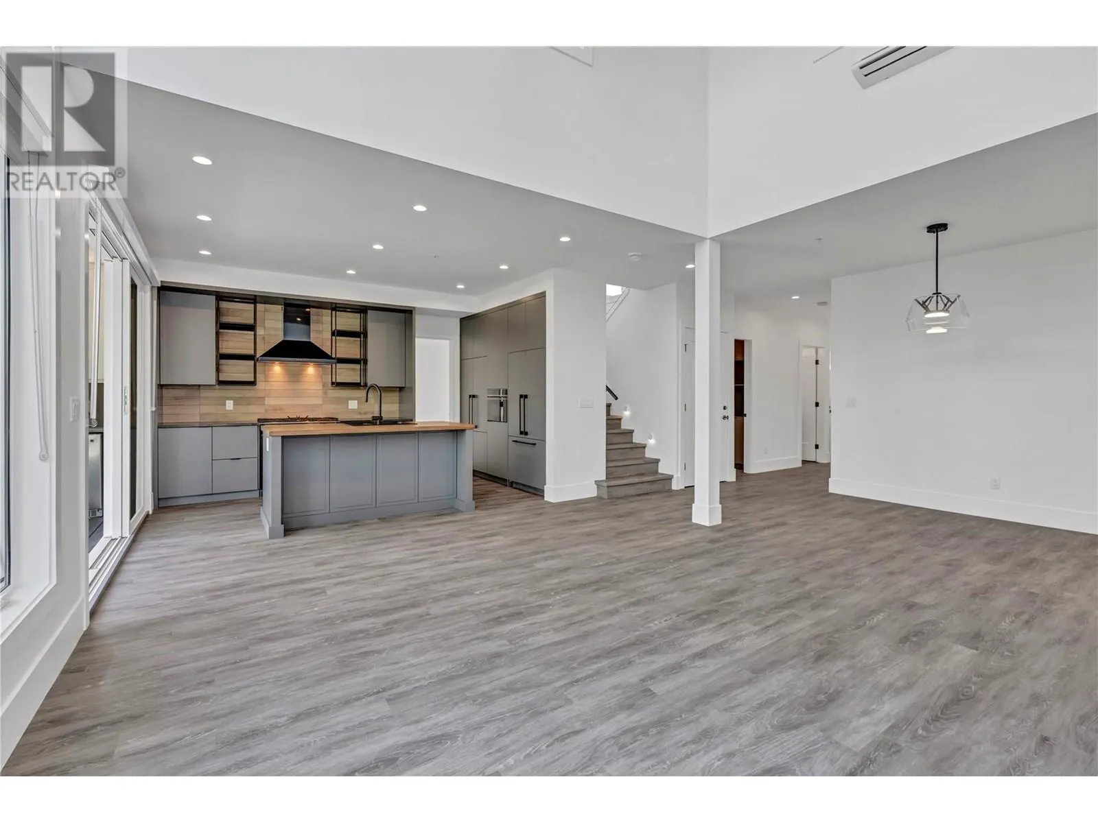 3080 Landry Crescent