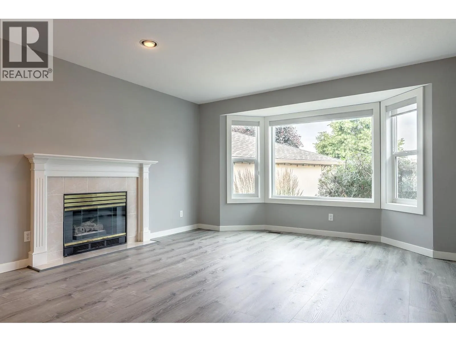 1220 25 Avenue Unit# 62