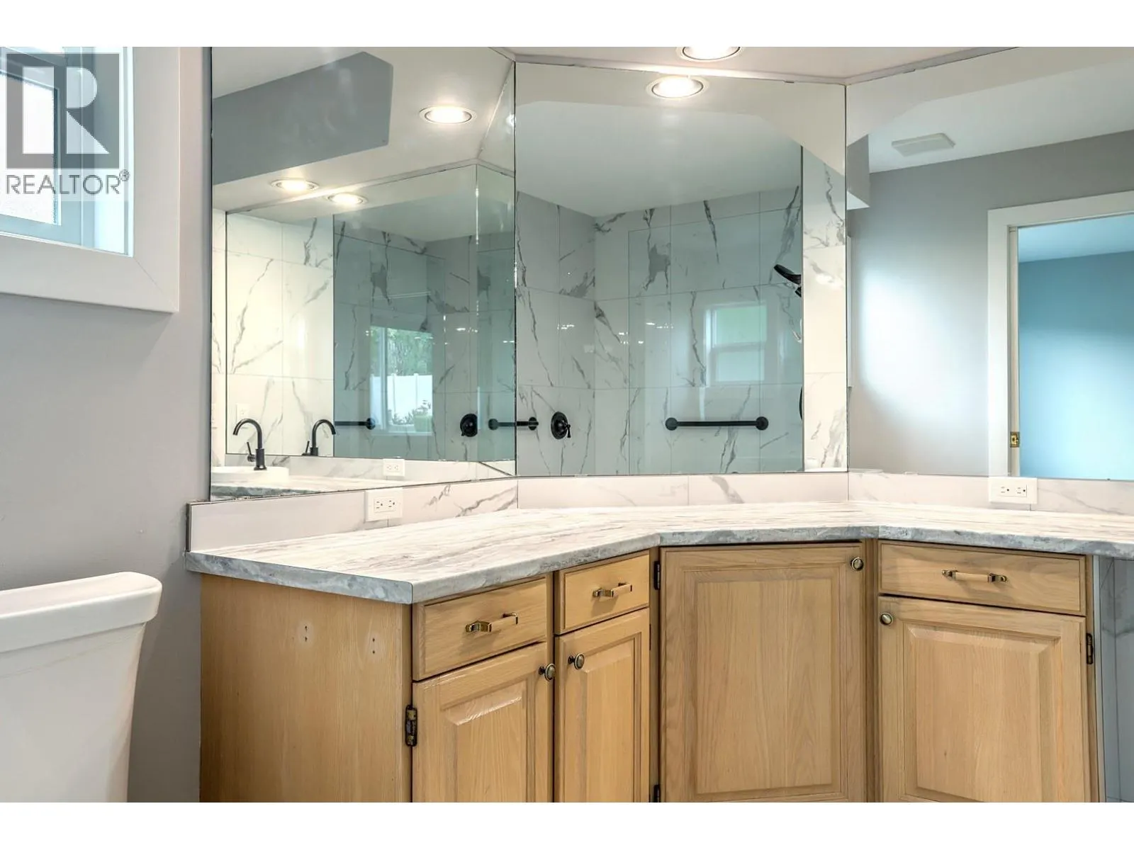 1220 25 Avenue Unit# 62