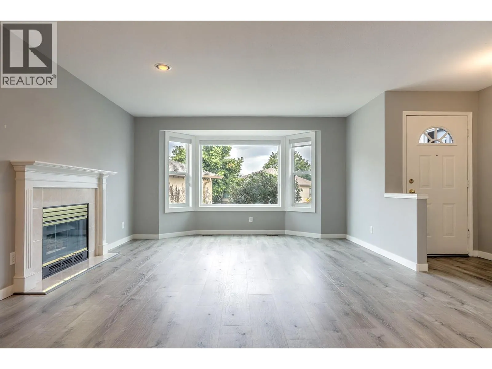 1220 25 Avenue Unit# 62