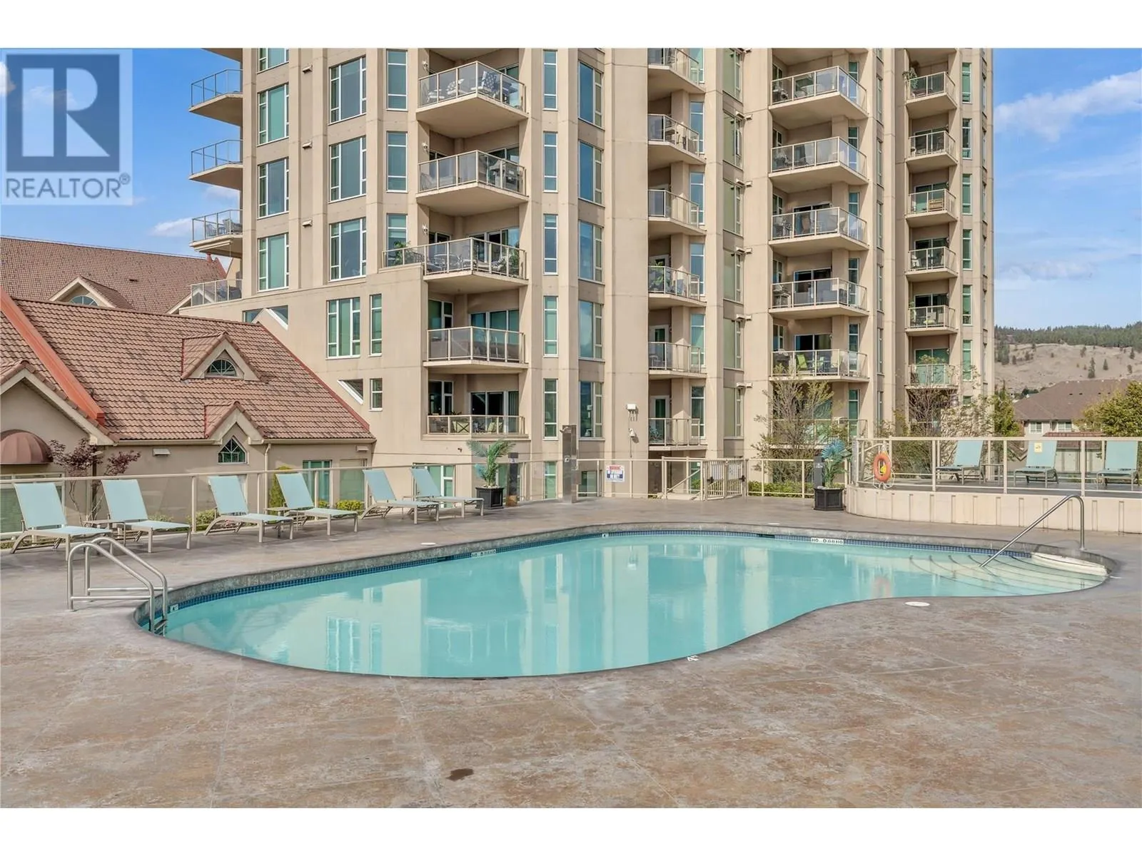 1128 Sunset Drive Unit# 407