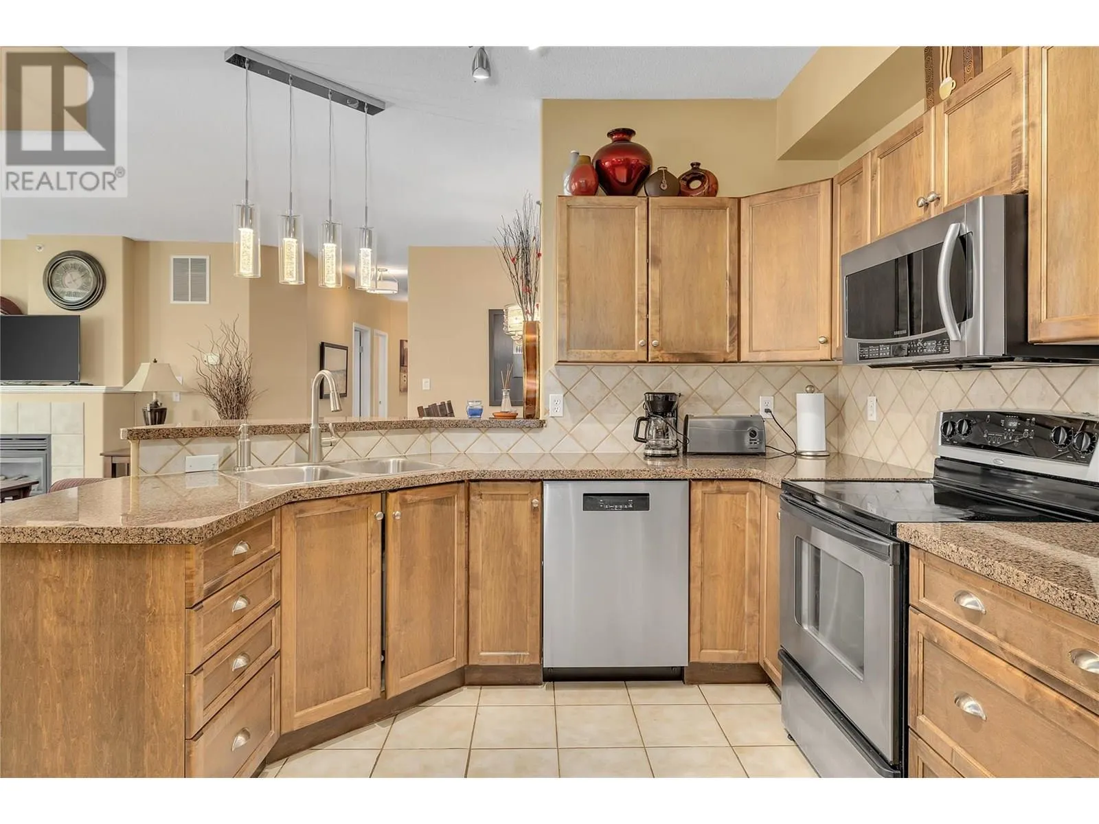 1128 Sunset Drive Unit# 407