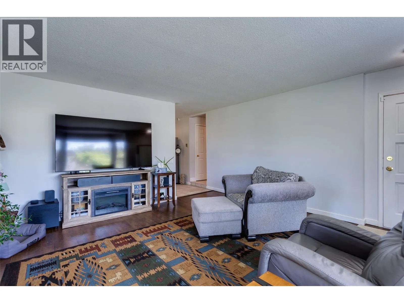1490 Cornwall Road