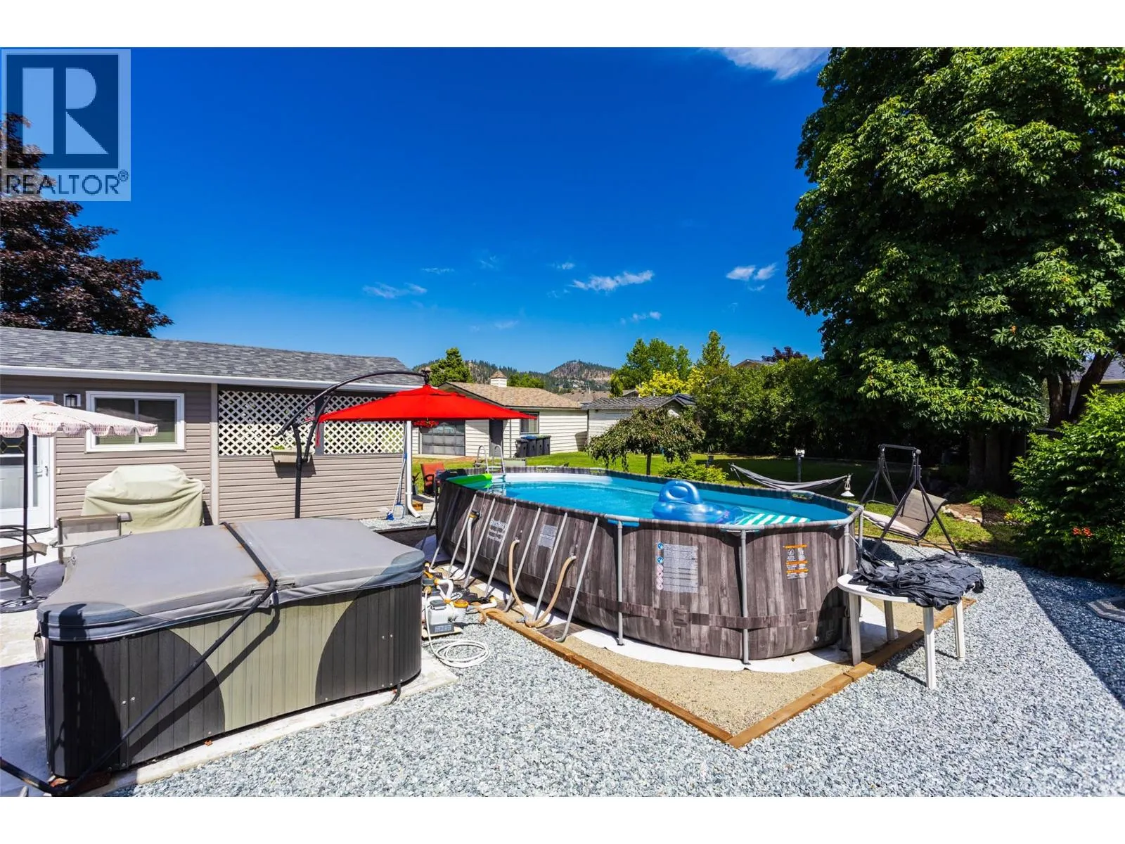 1490 Cornwall Road