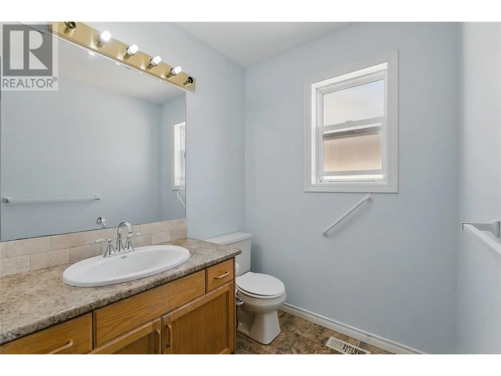 467 Glen Pine Court