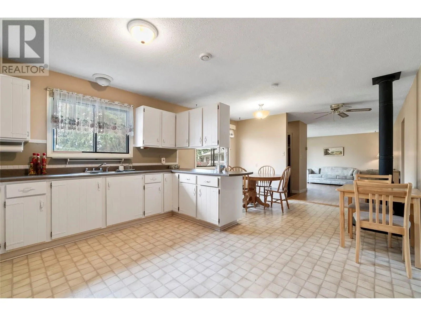 2289 Hayden Place