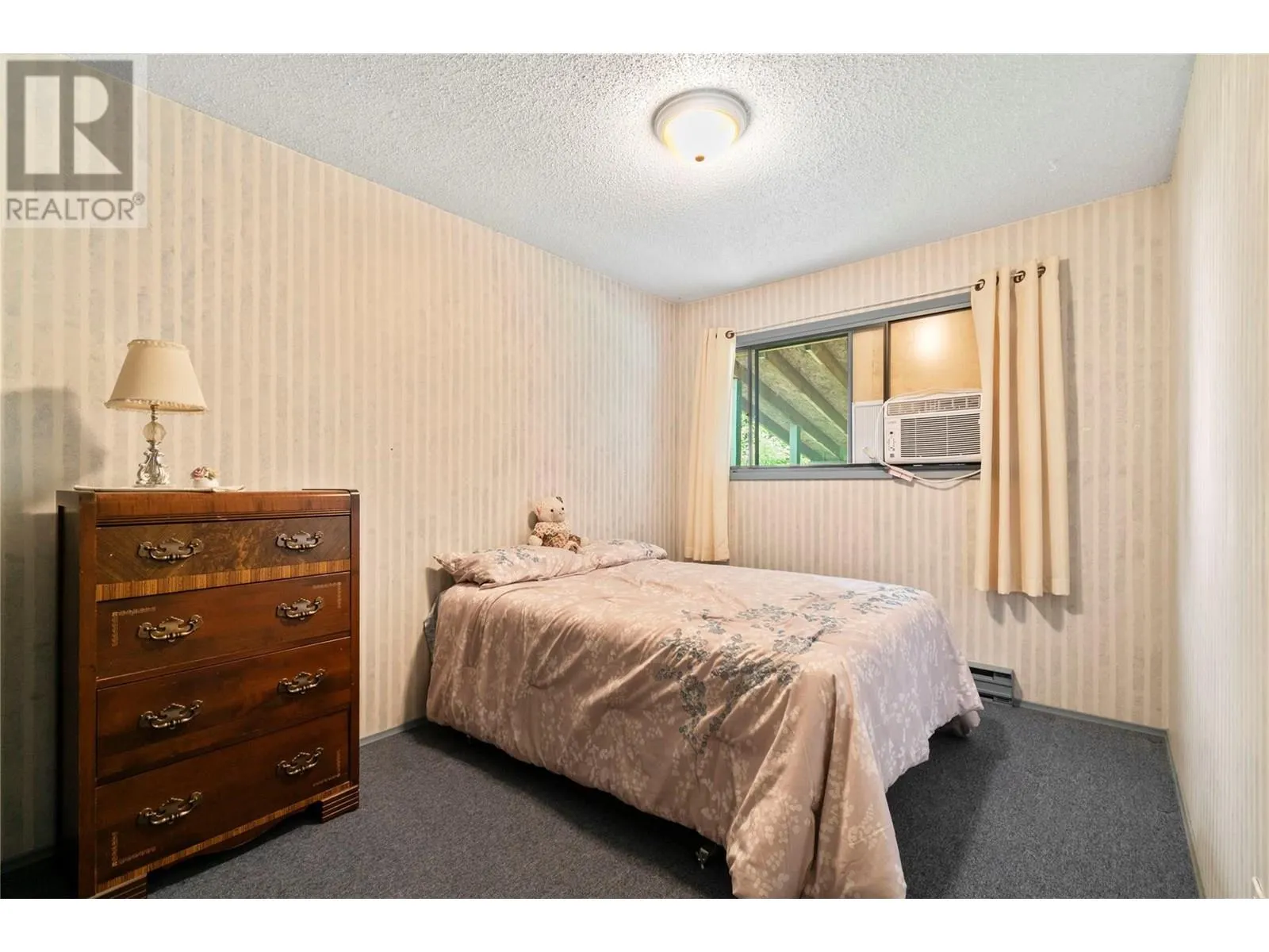 2289 Hayden Place