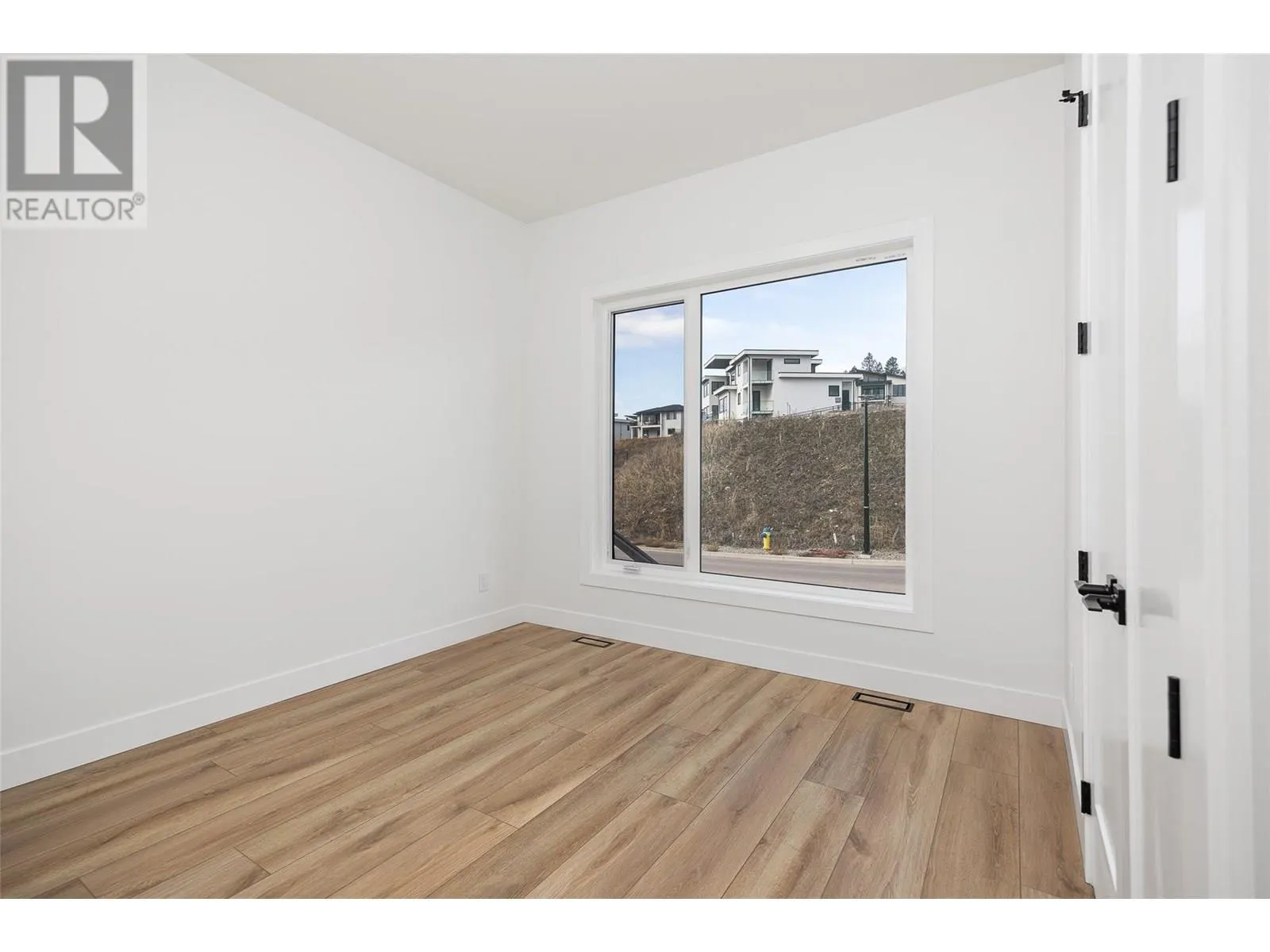 1059 Carnoustie Drive