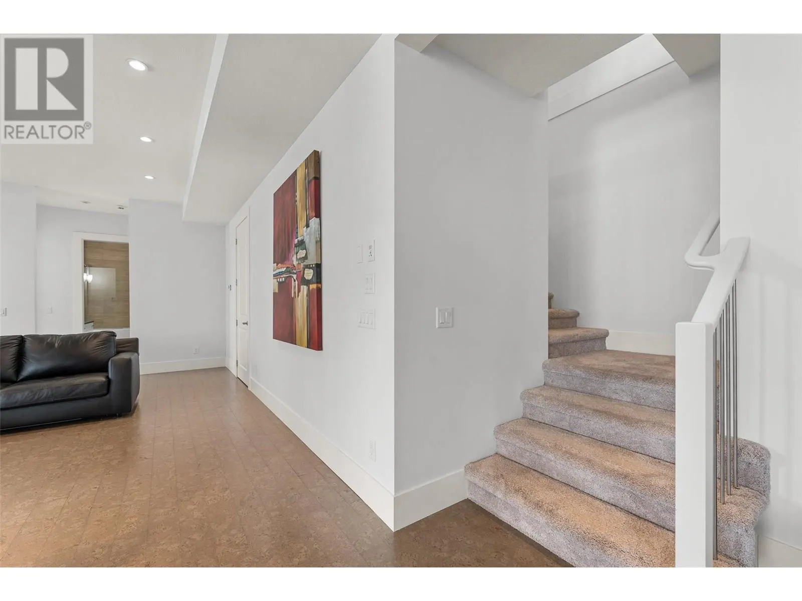 858 Clarance Avenue