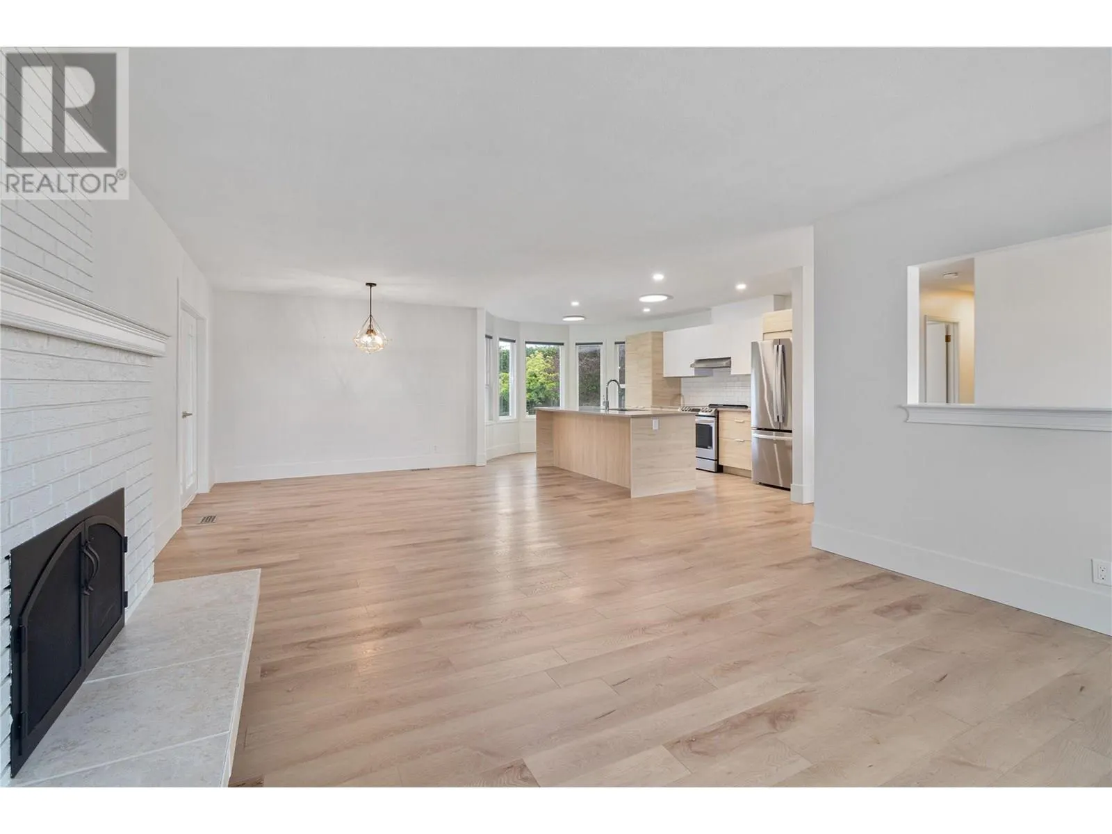 810 Westbrook Drive