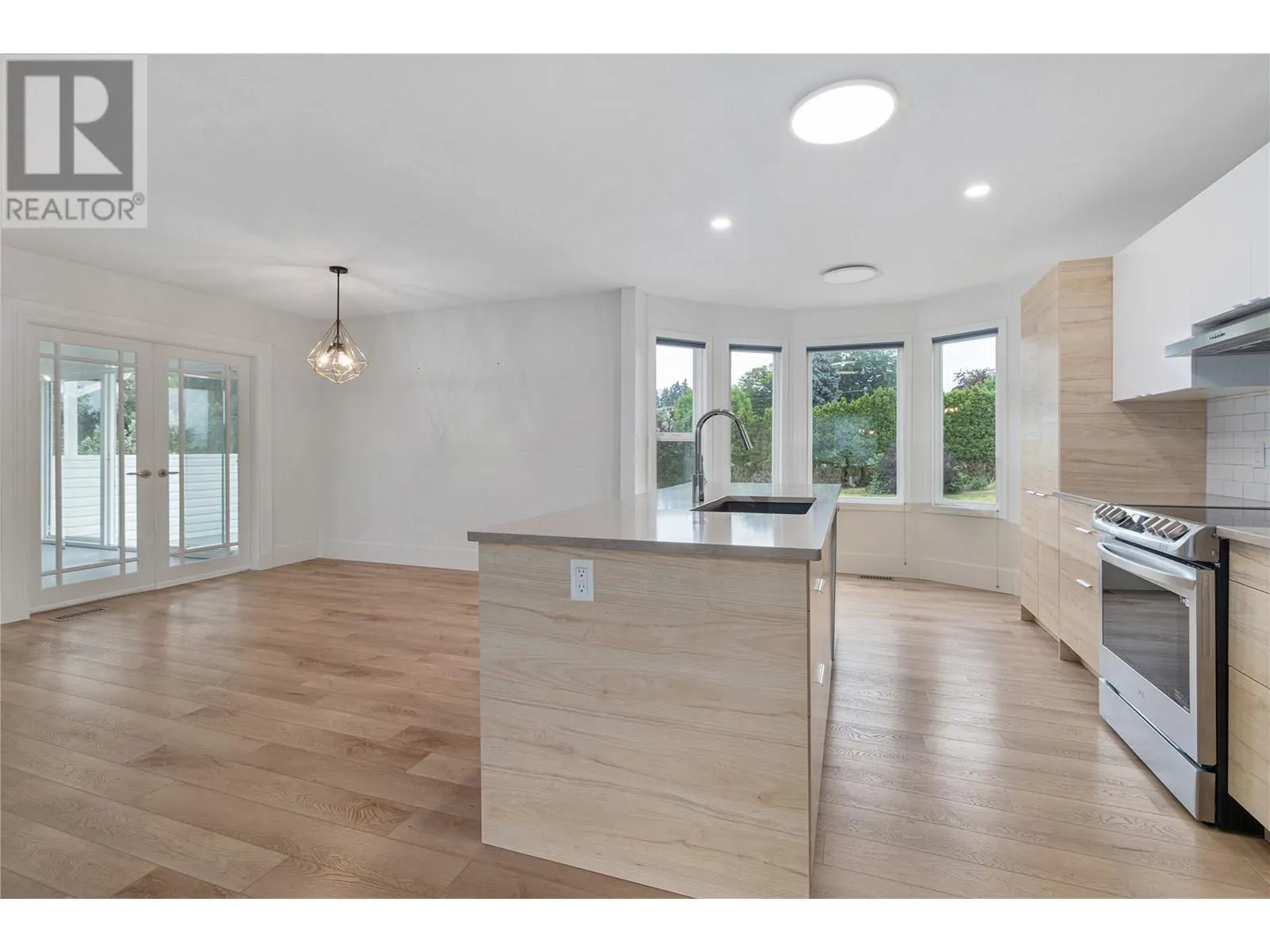 810 Westbrook Drive