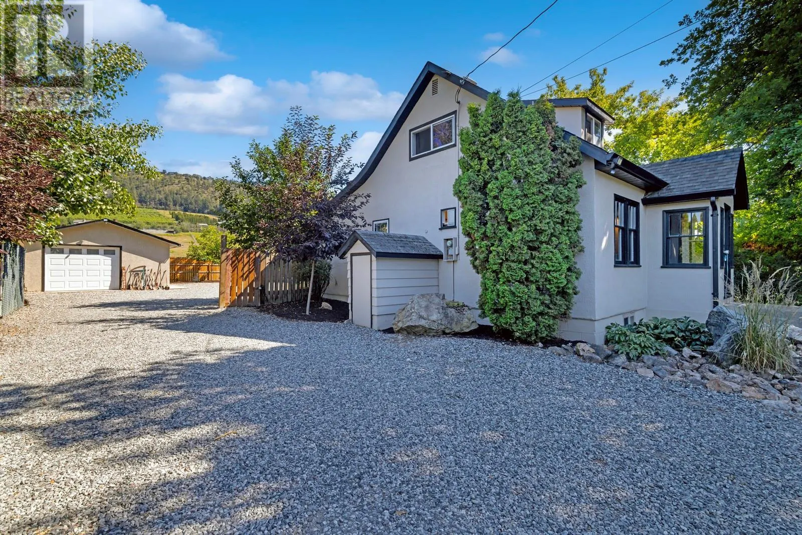 431 Valley Road