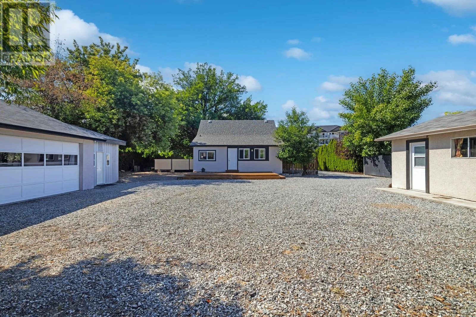 431 Valley Road