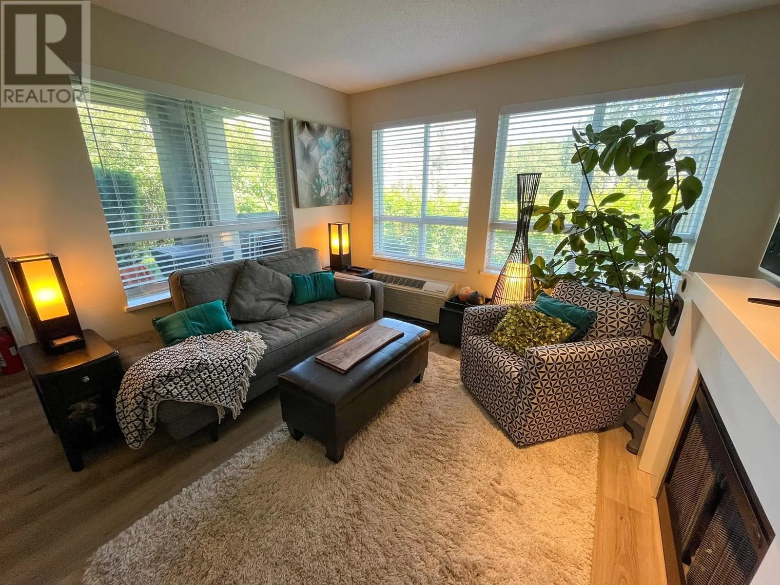 1089 Sunset Drive Unit# 112