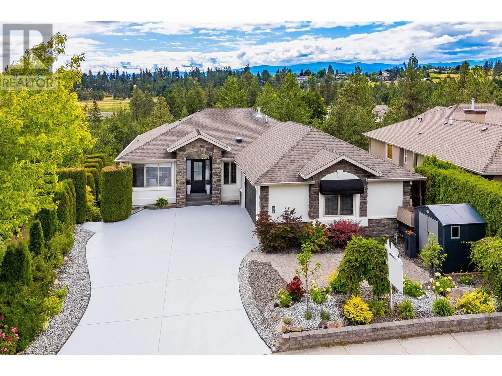 843 Westview Way