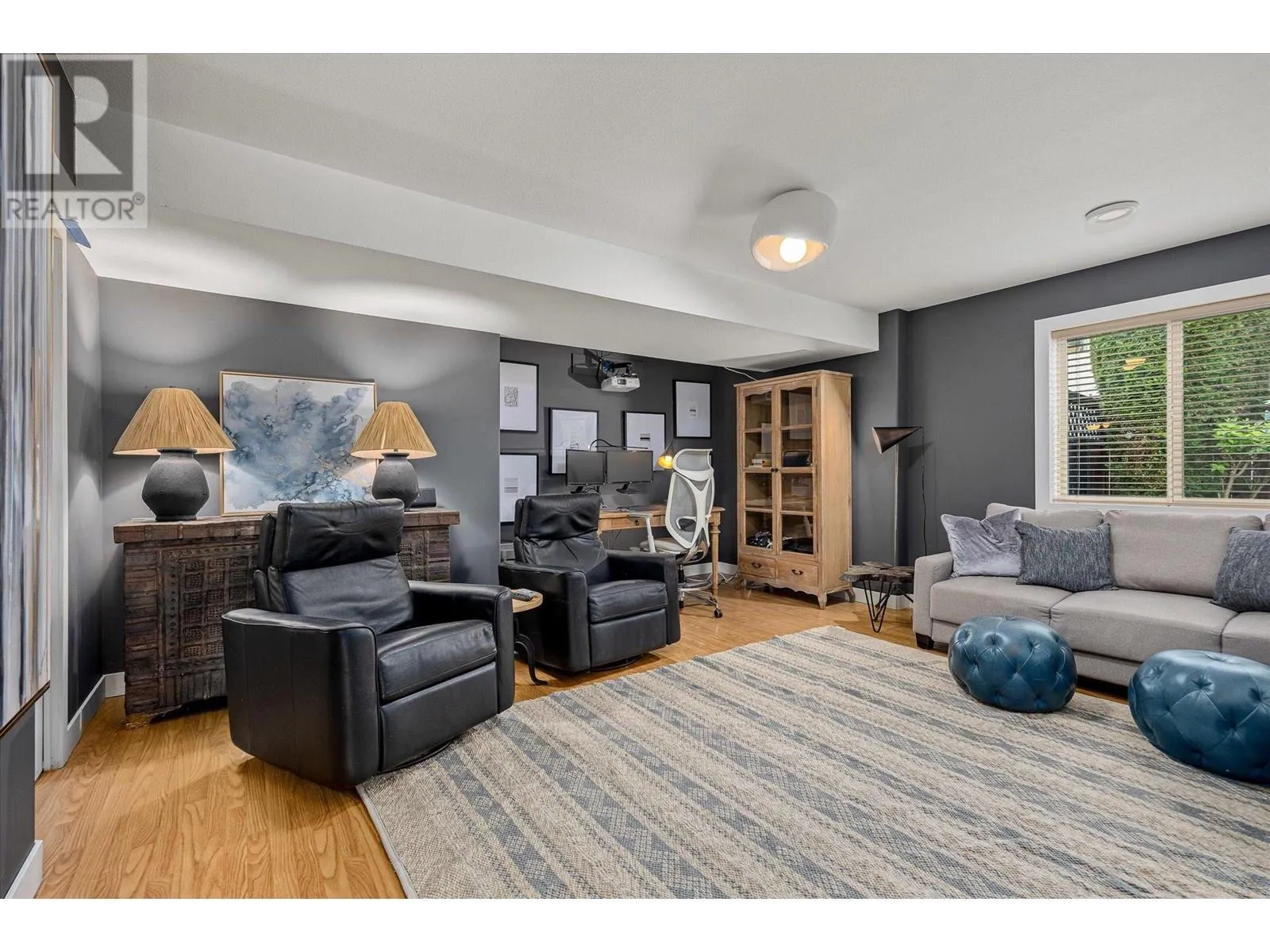 843 Westview Way