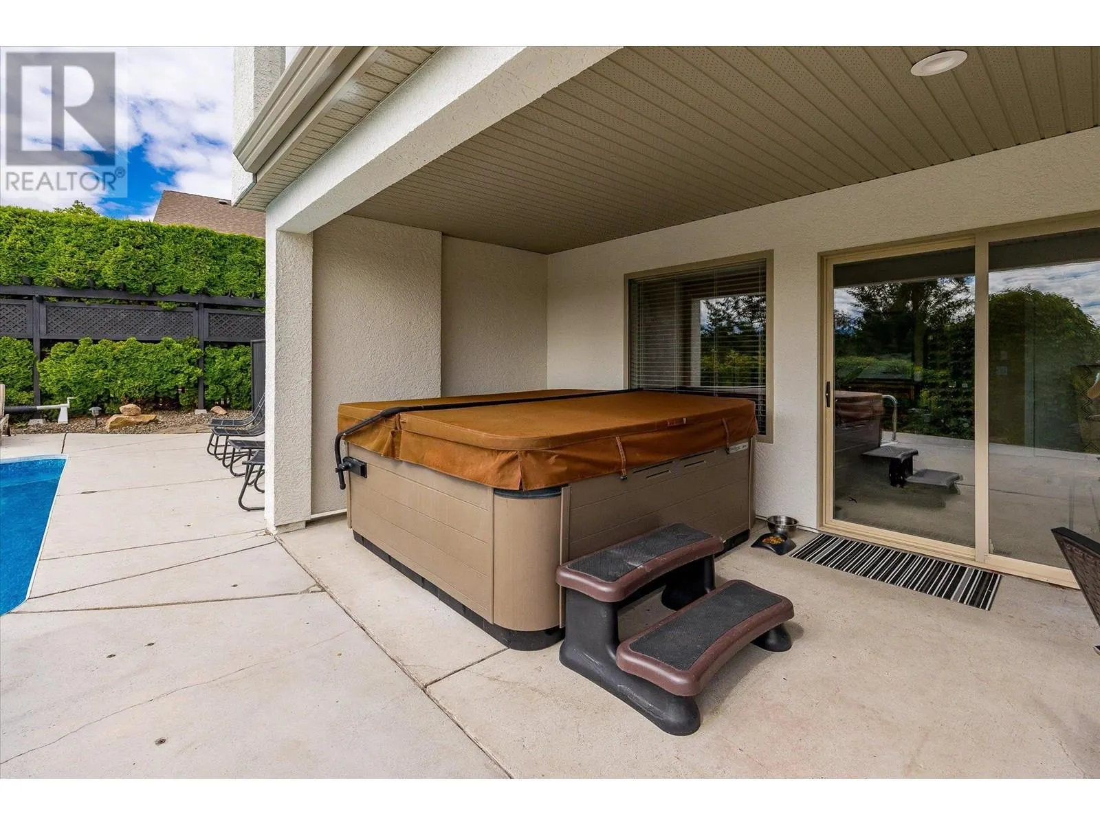 843 Westview Way