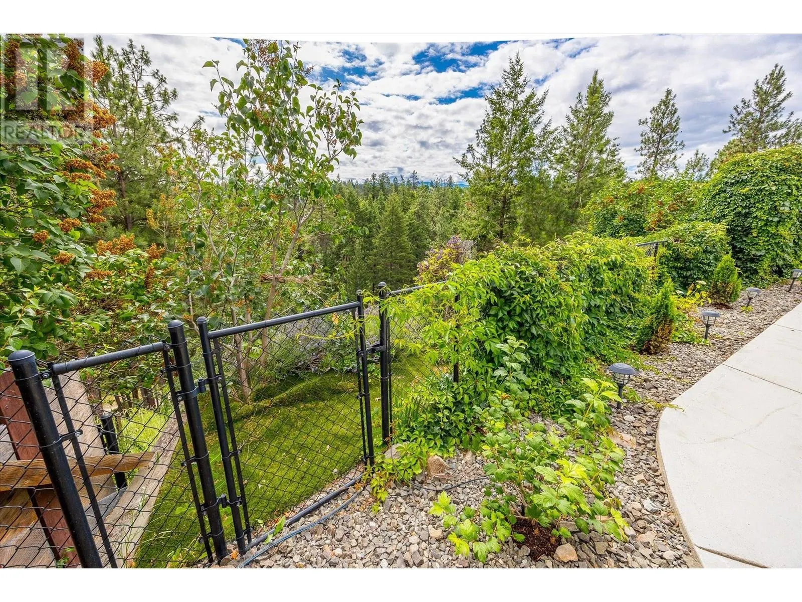 843 Westview Way