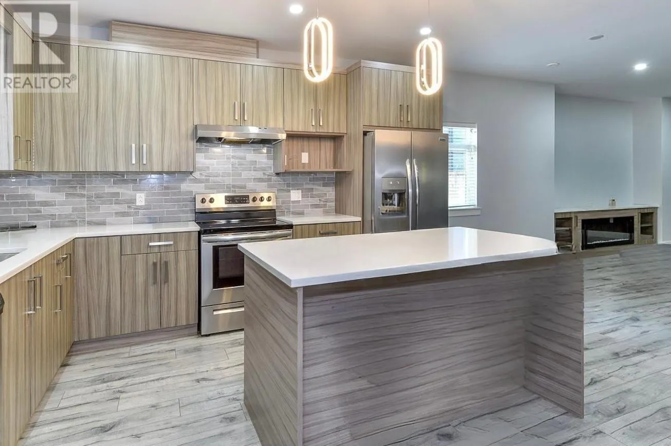 722 Coopland Crescent Unit# 2