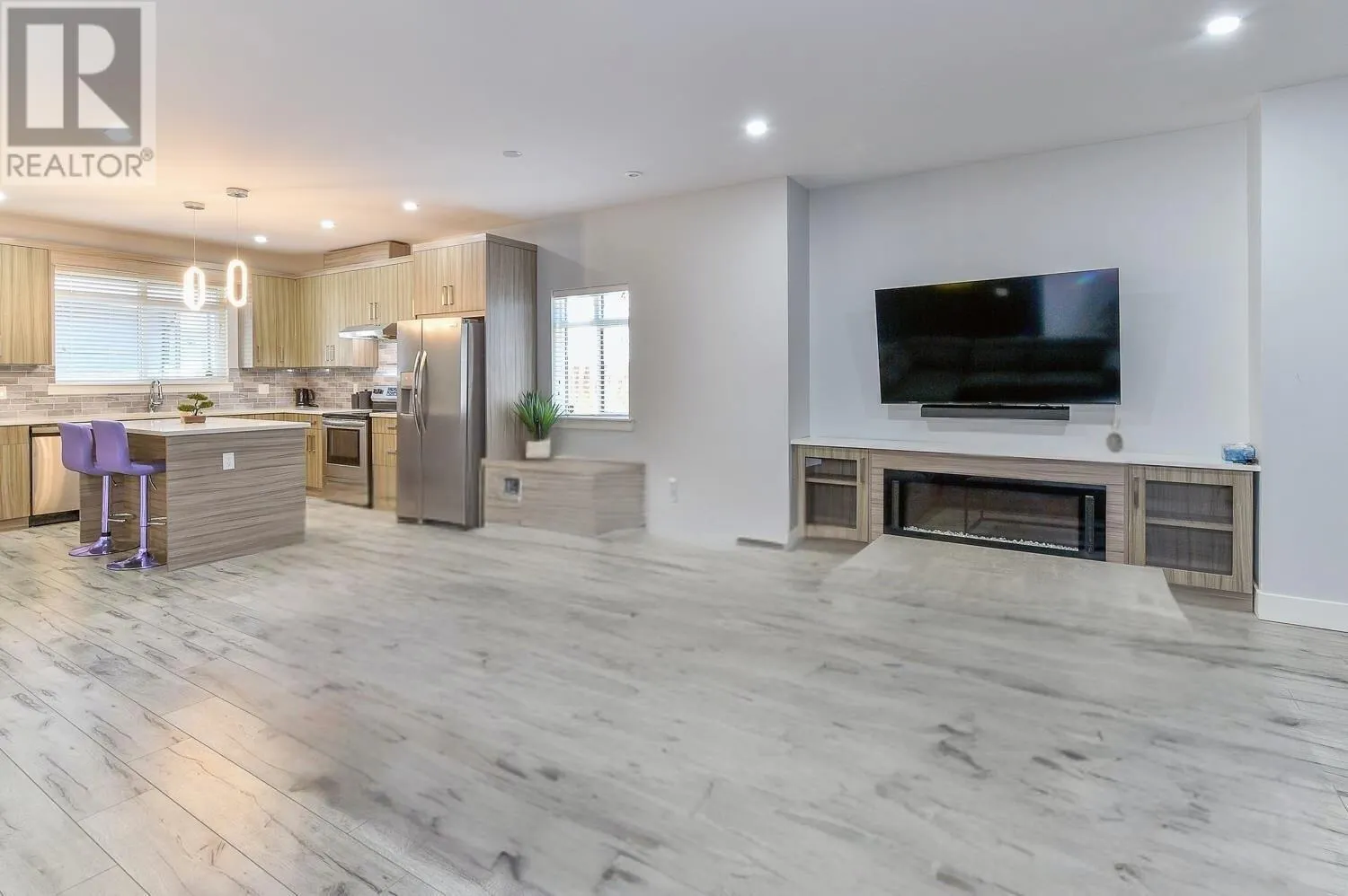 722 Coopland Crescent Unit# 2