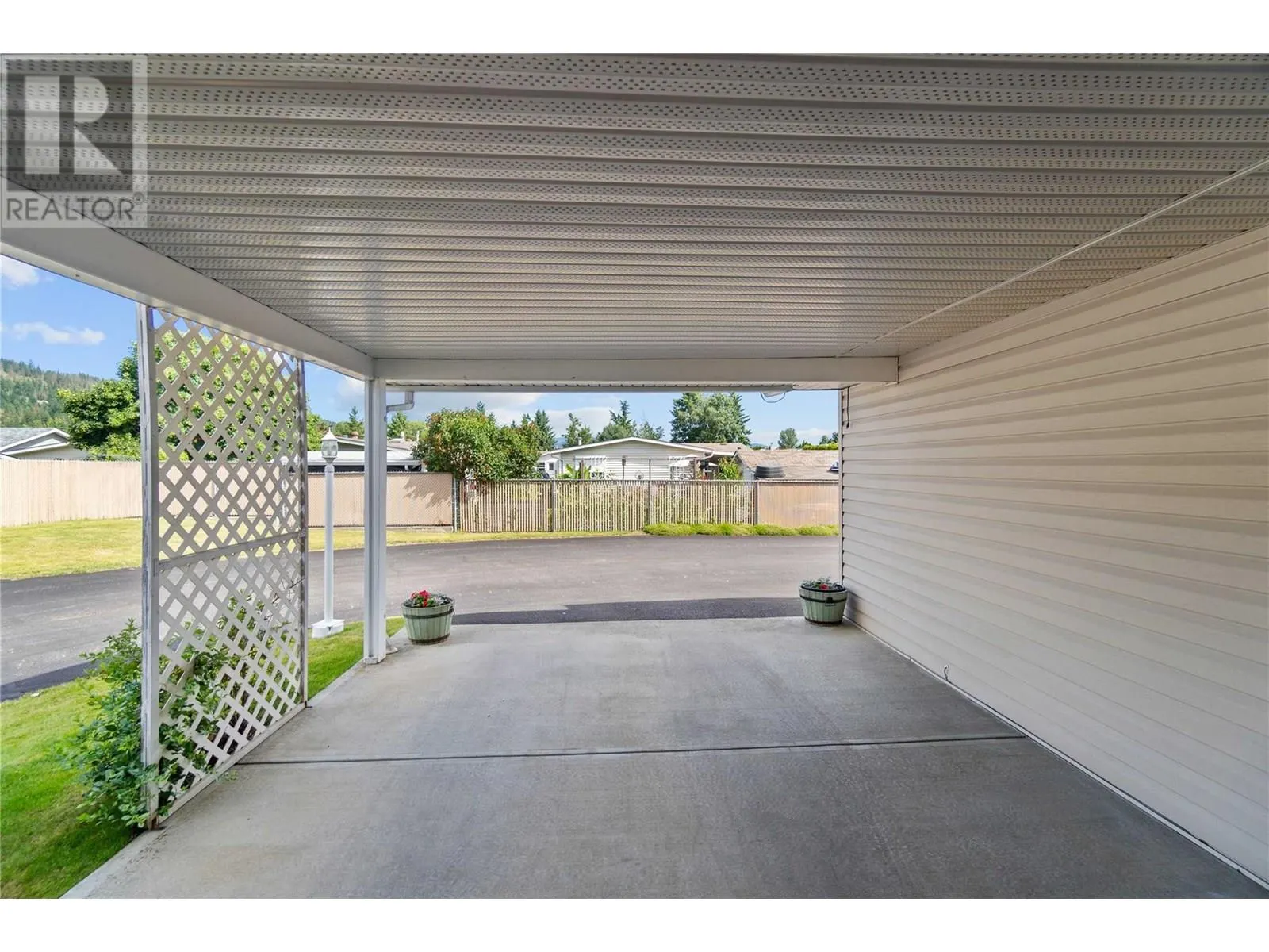 153 Salmon Arm Drive Unit# 11