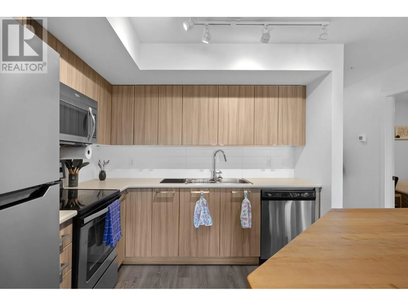 881 Academy Way Unit# 103