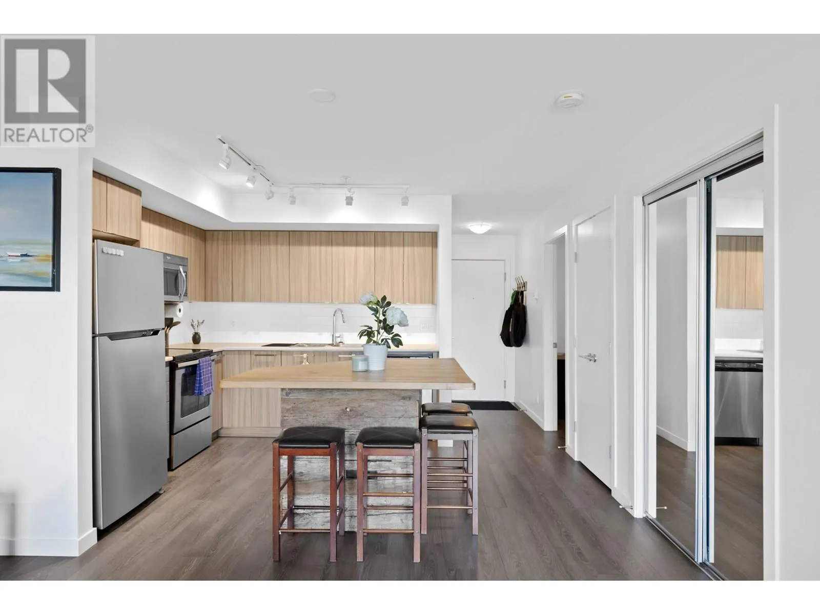 881 Academy Way Unit# 103