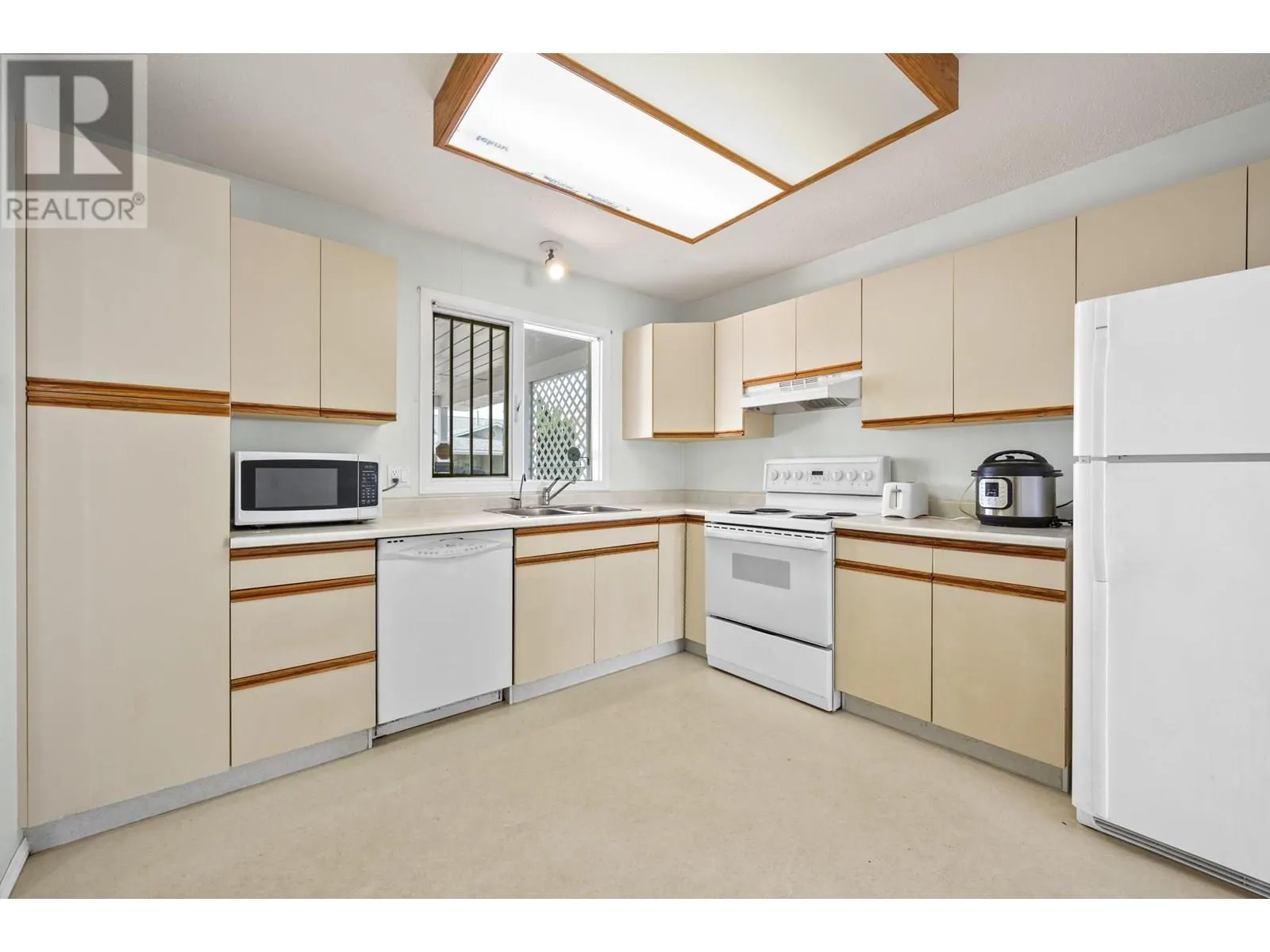 3900 27 Avenue Unit# 55