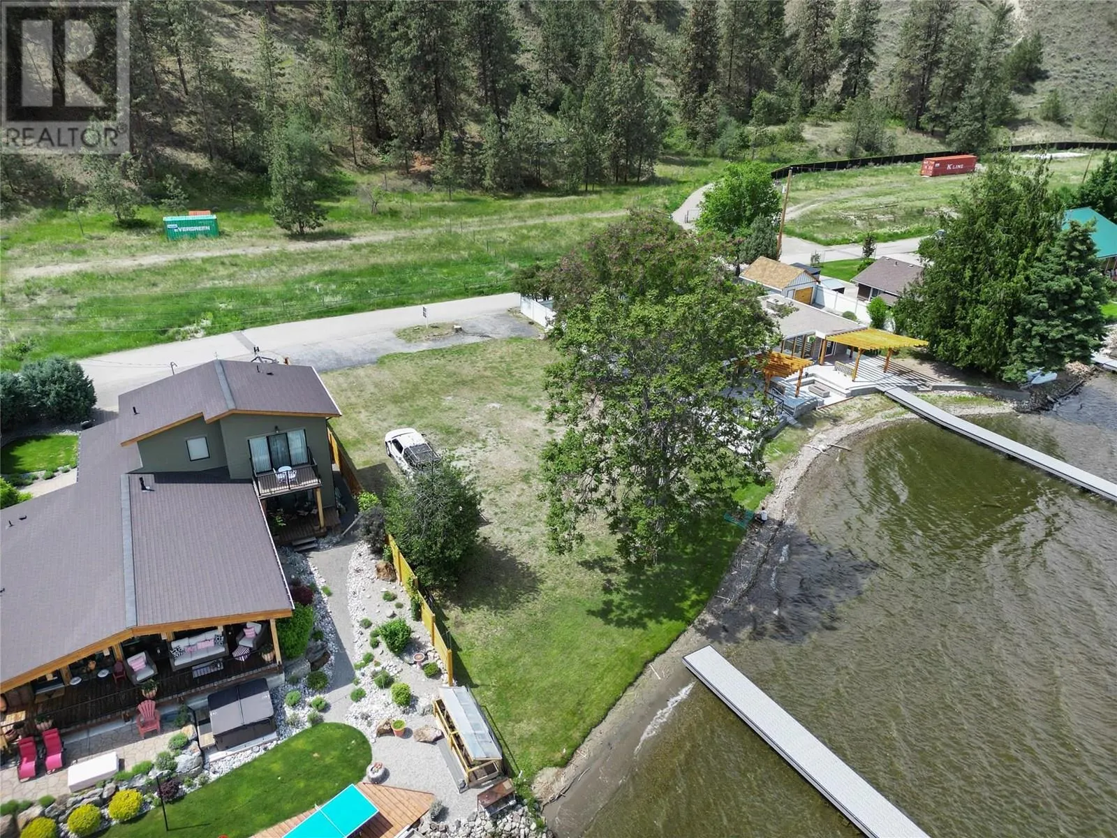 260 Alder Avenue