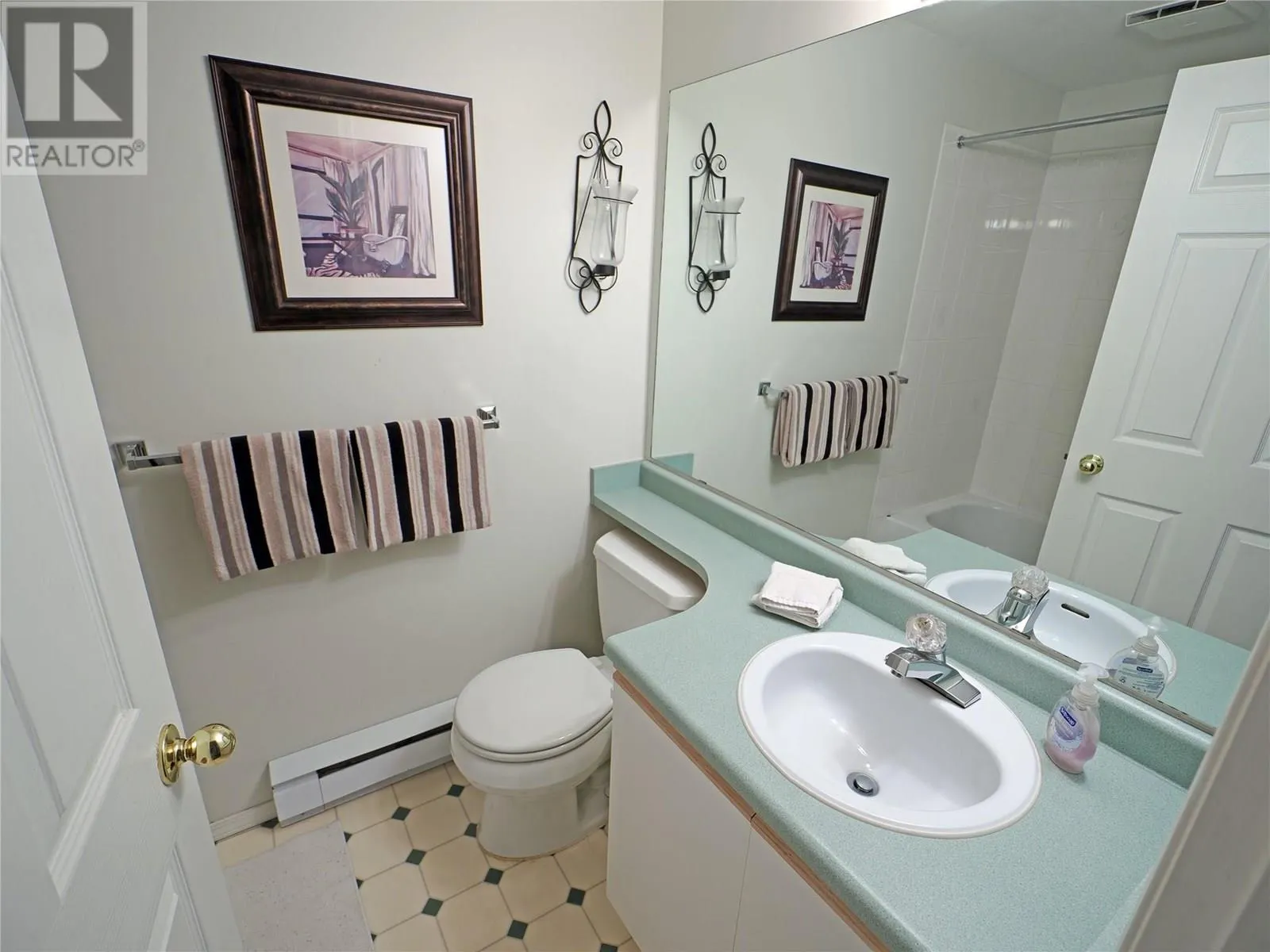 7375 Porcupine Road Unit# 102