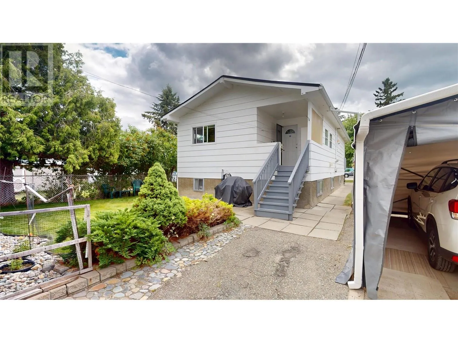 306 6th Street S