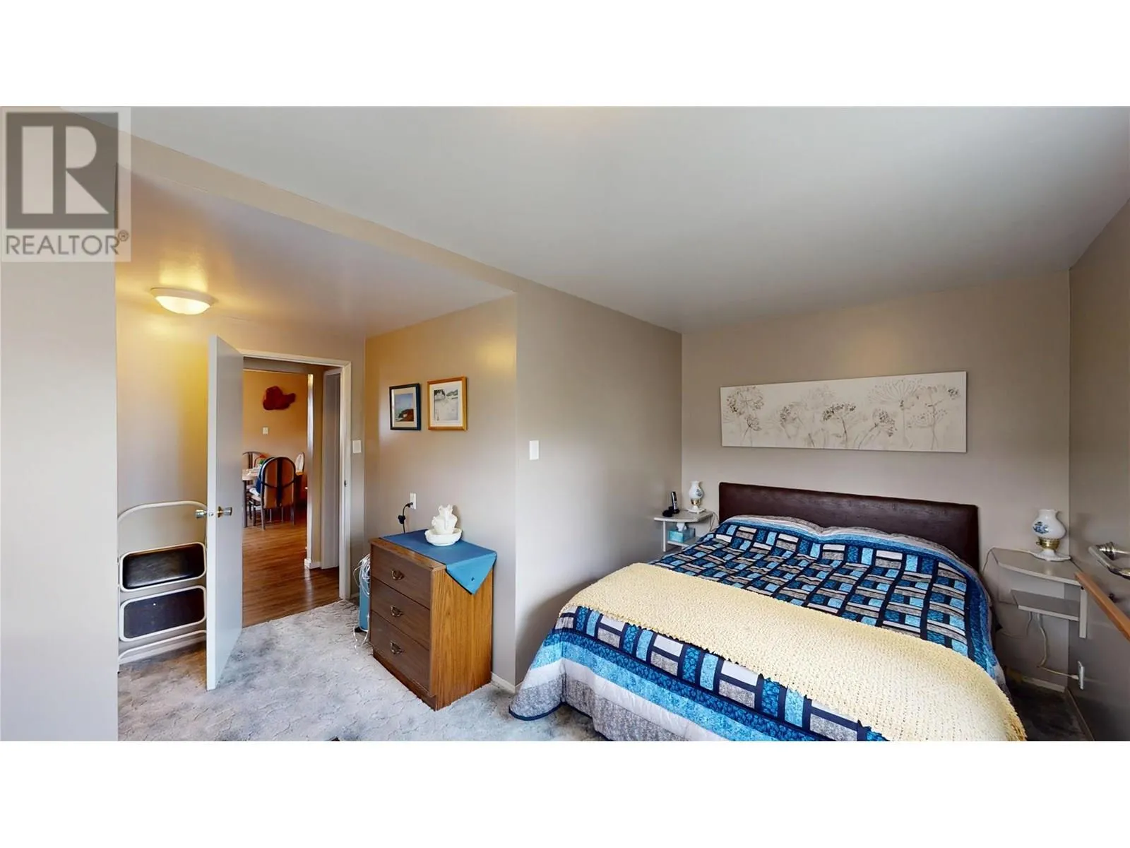306 6th Street S