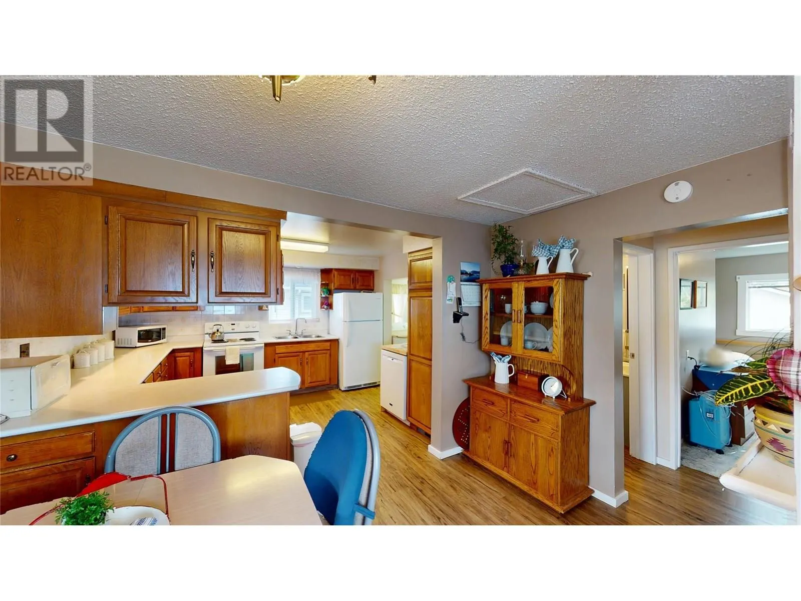 306 6th Street S