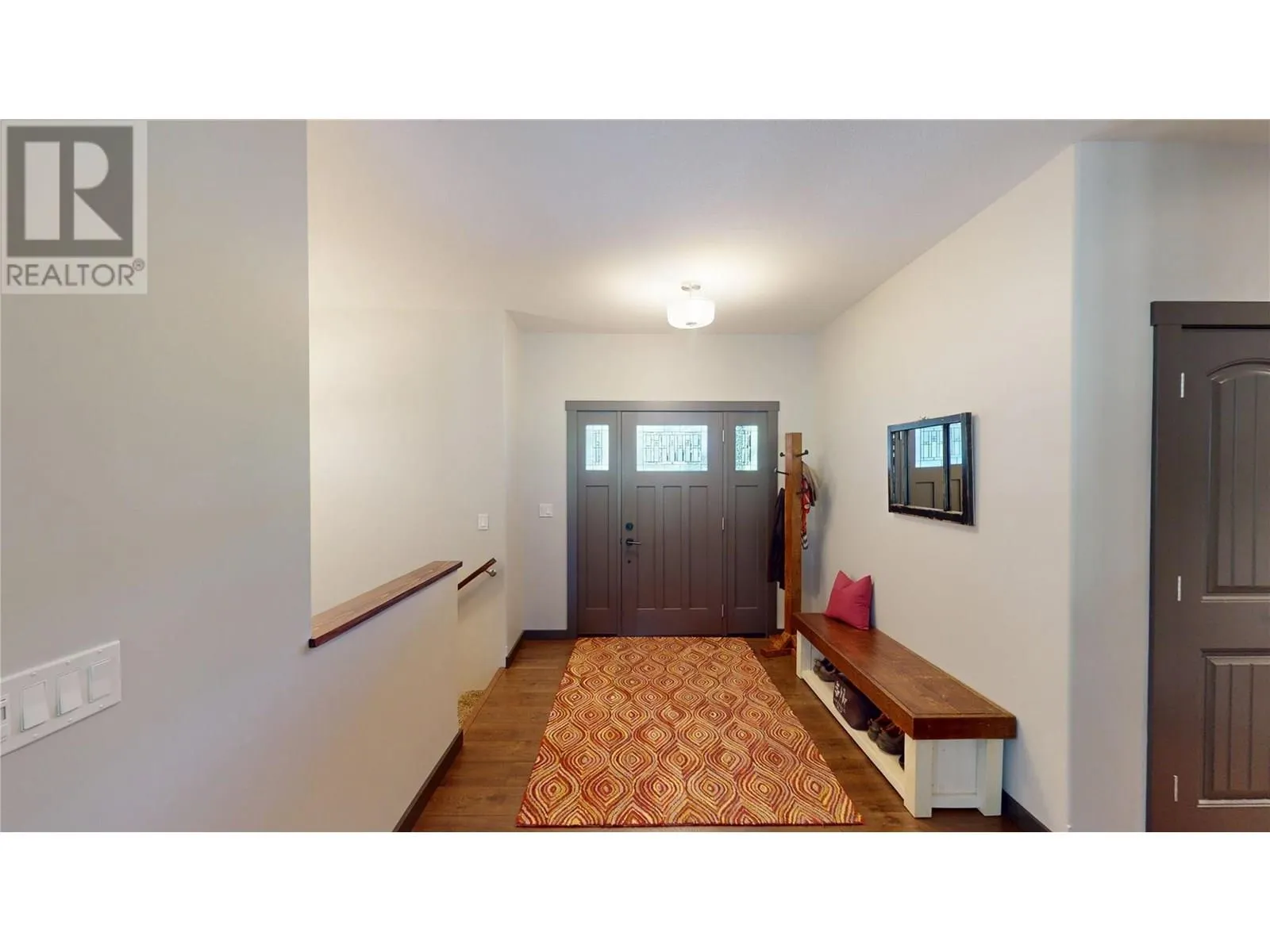 117 River Drive