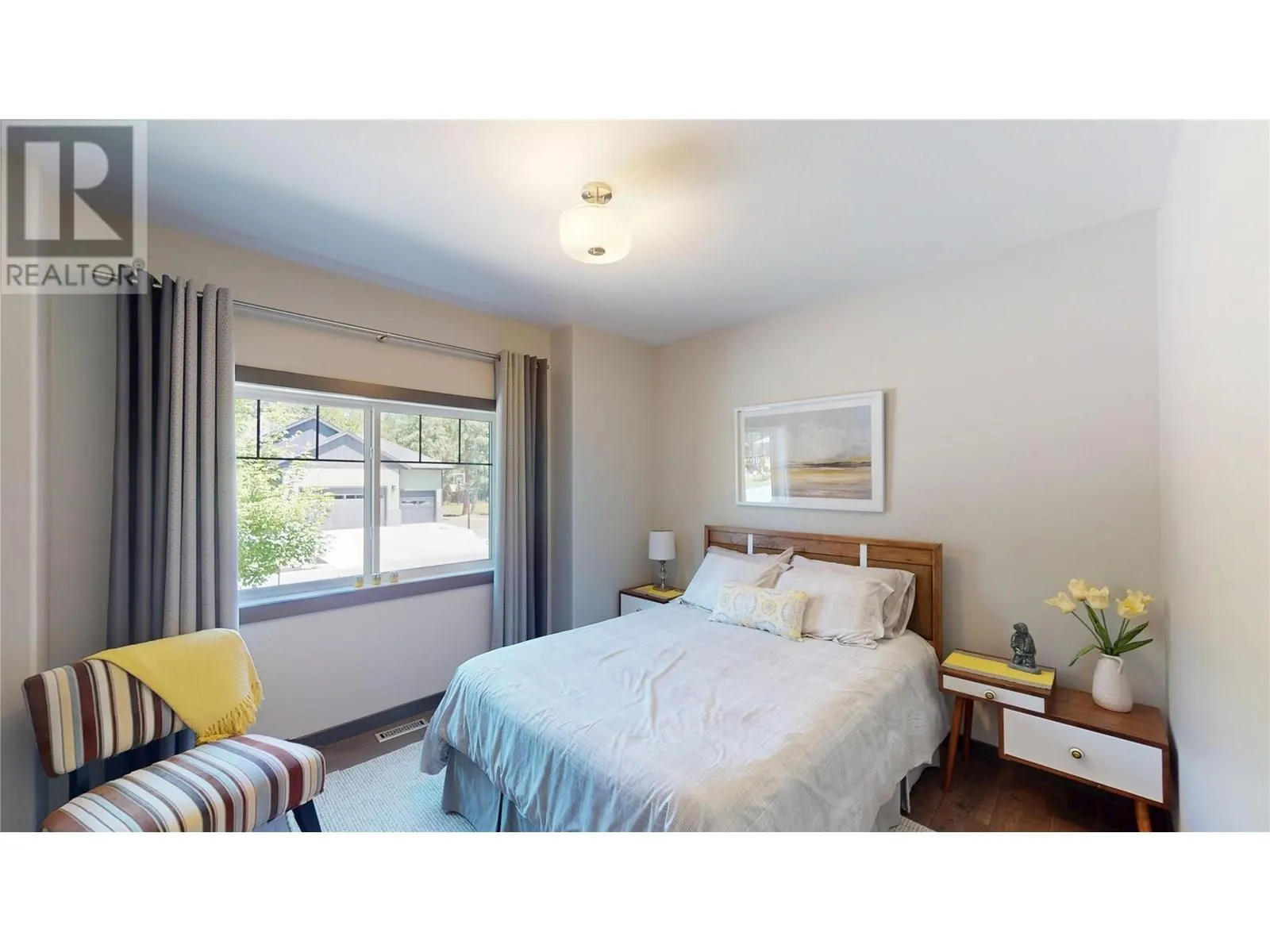 117 River Drive